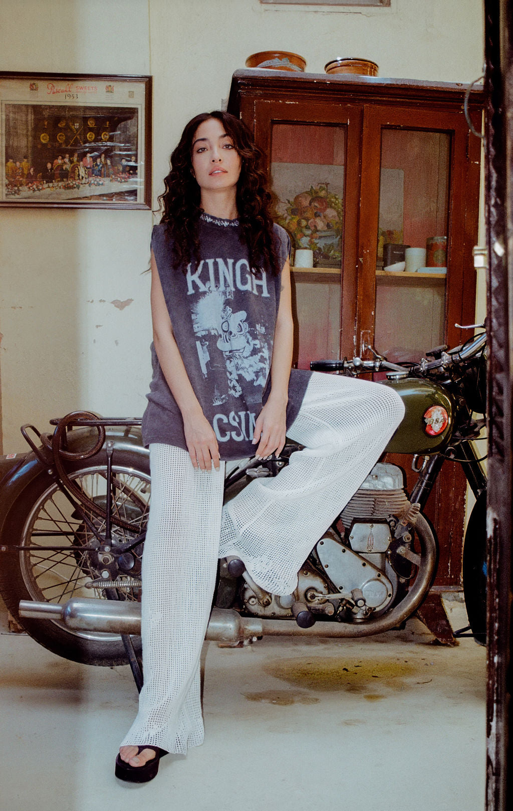 Kinga Csilla | Dragon Dance Band Tee