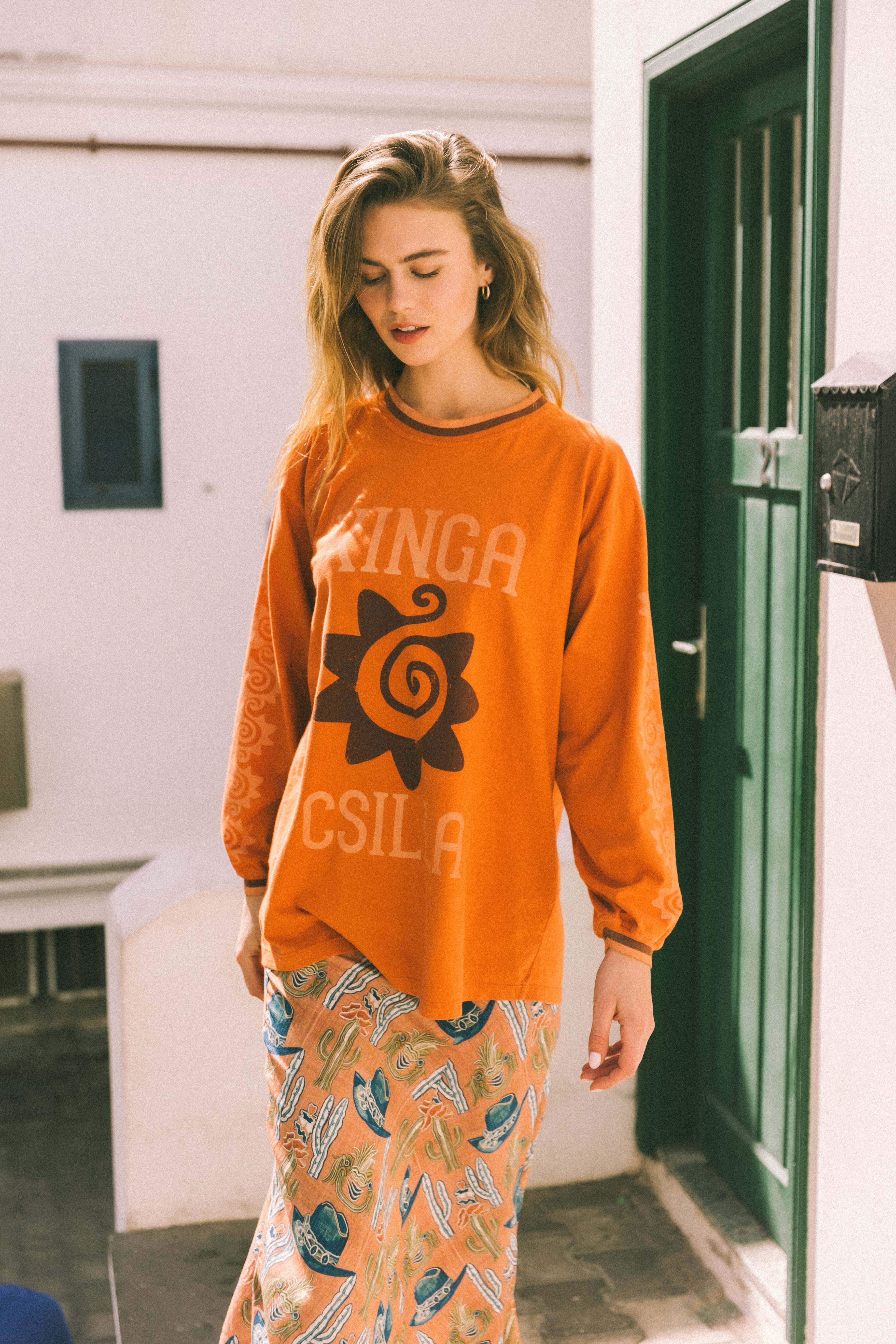 Kinga Csilla | Agave Roses Tee