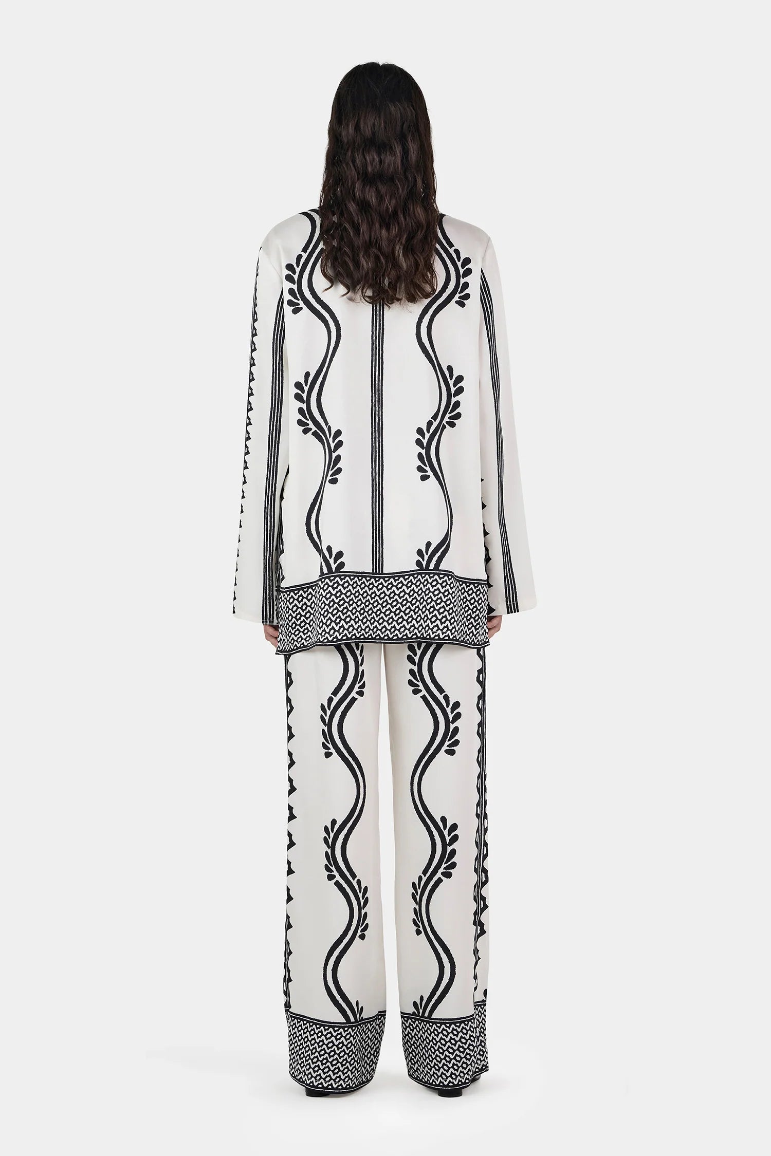 Hansen & Gretel | Justine Pant - Geo Waves