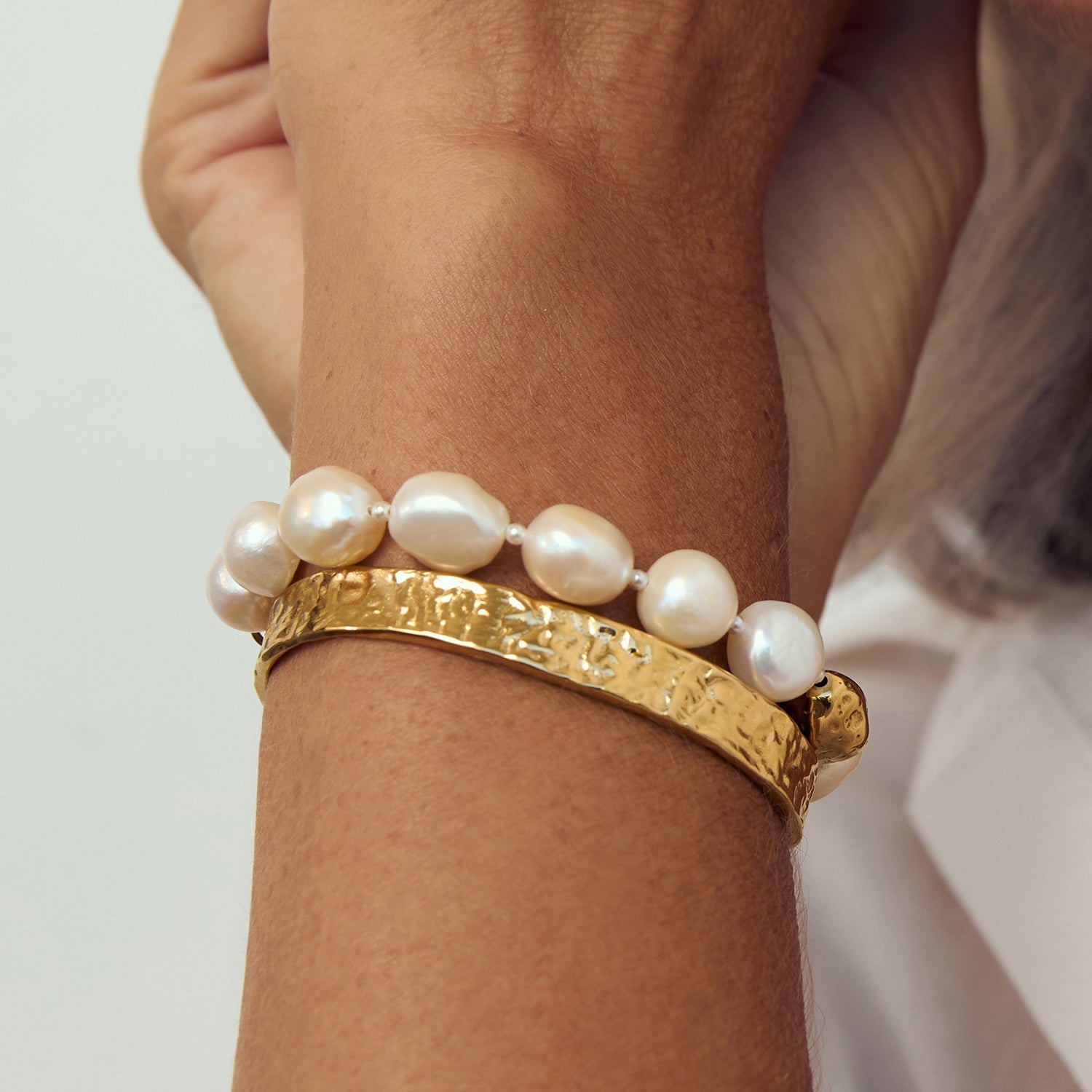Arms Of Eve | Hariette Pearl Bracelet