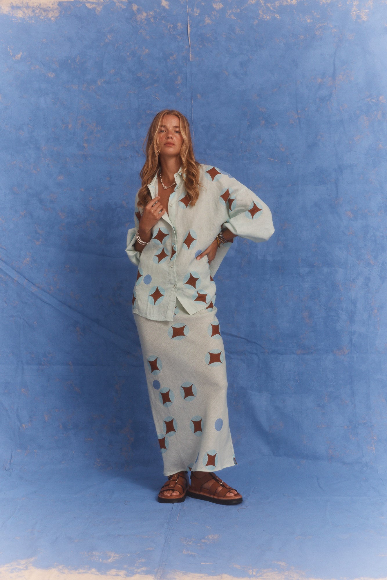 Kinga Csilla | Aquarius Chalm Shirt