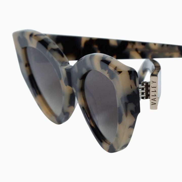 Valley | Bones Fawn Tort w Gold Metal Trim