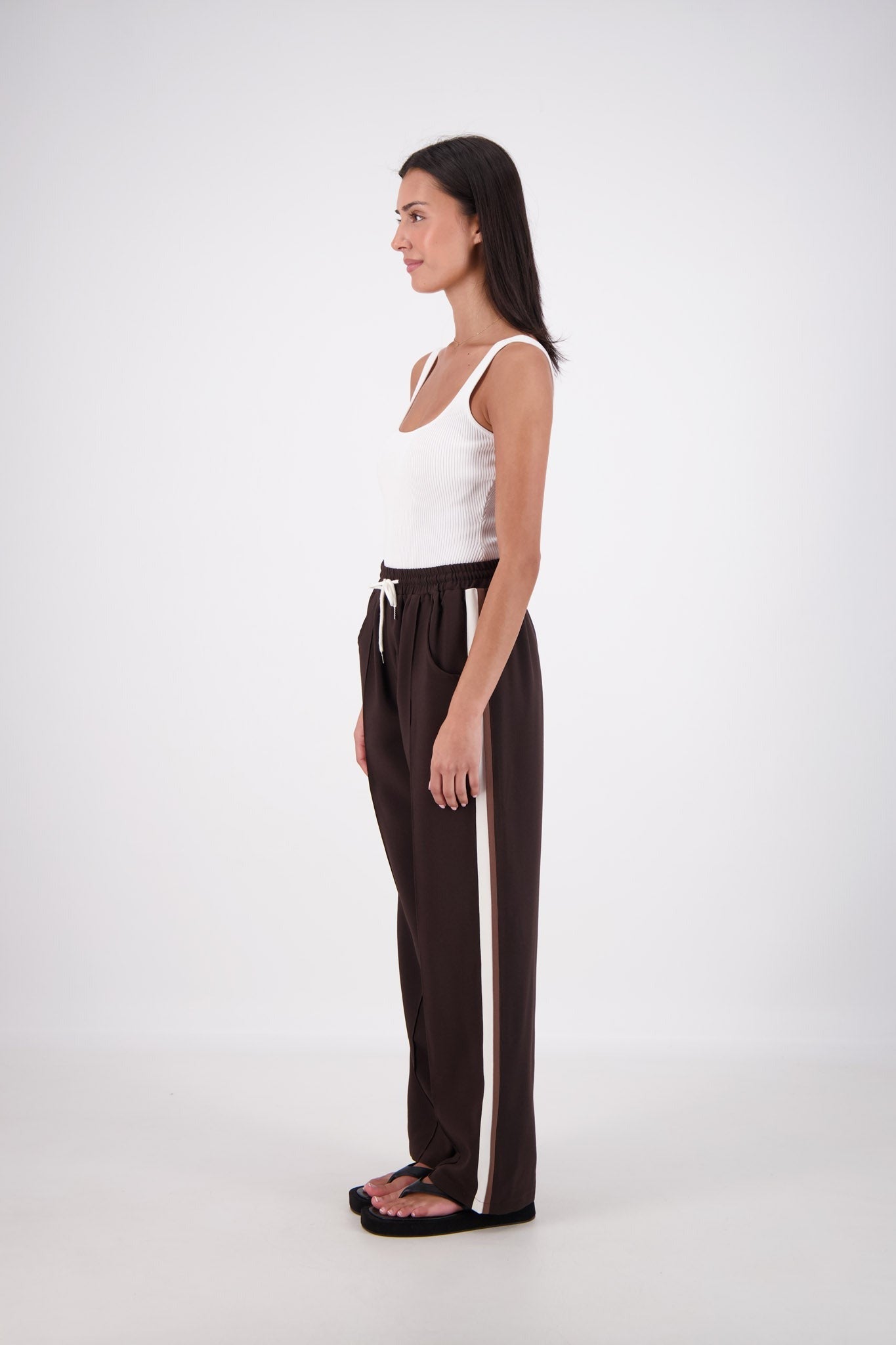 Jasmine Alexa | Cassis Trouser Dark Brown