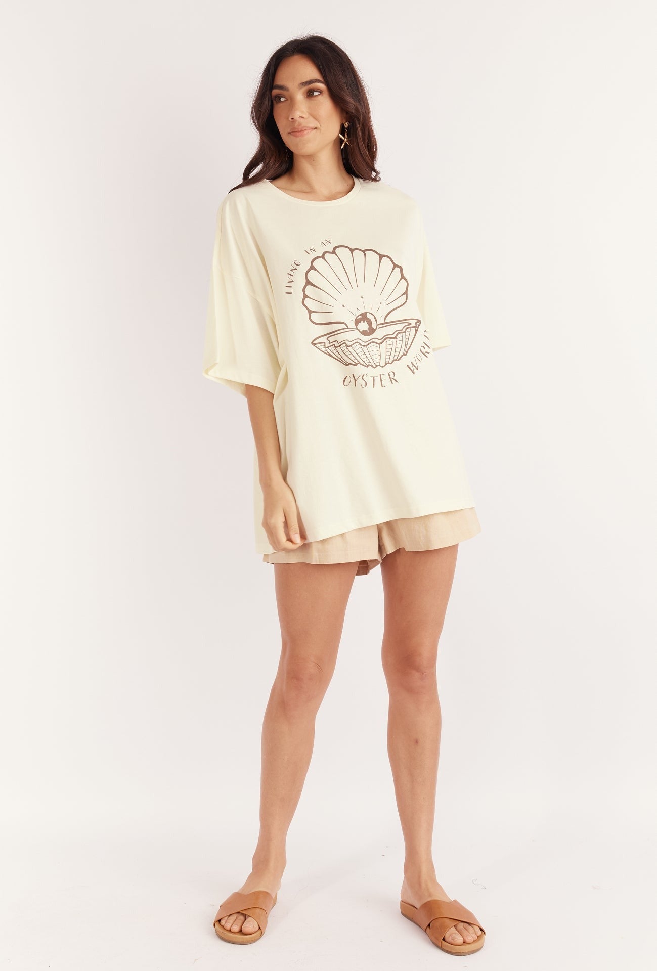 OYSTER WORLD TEE - CREAM