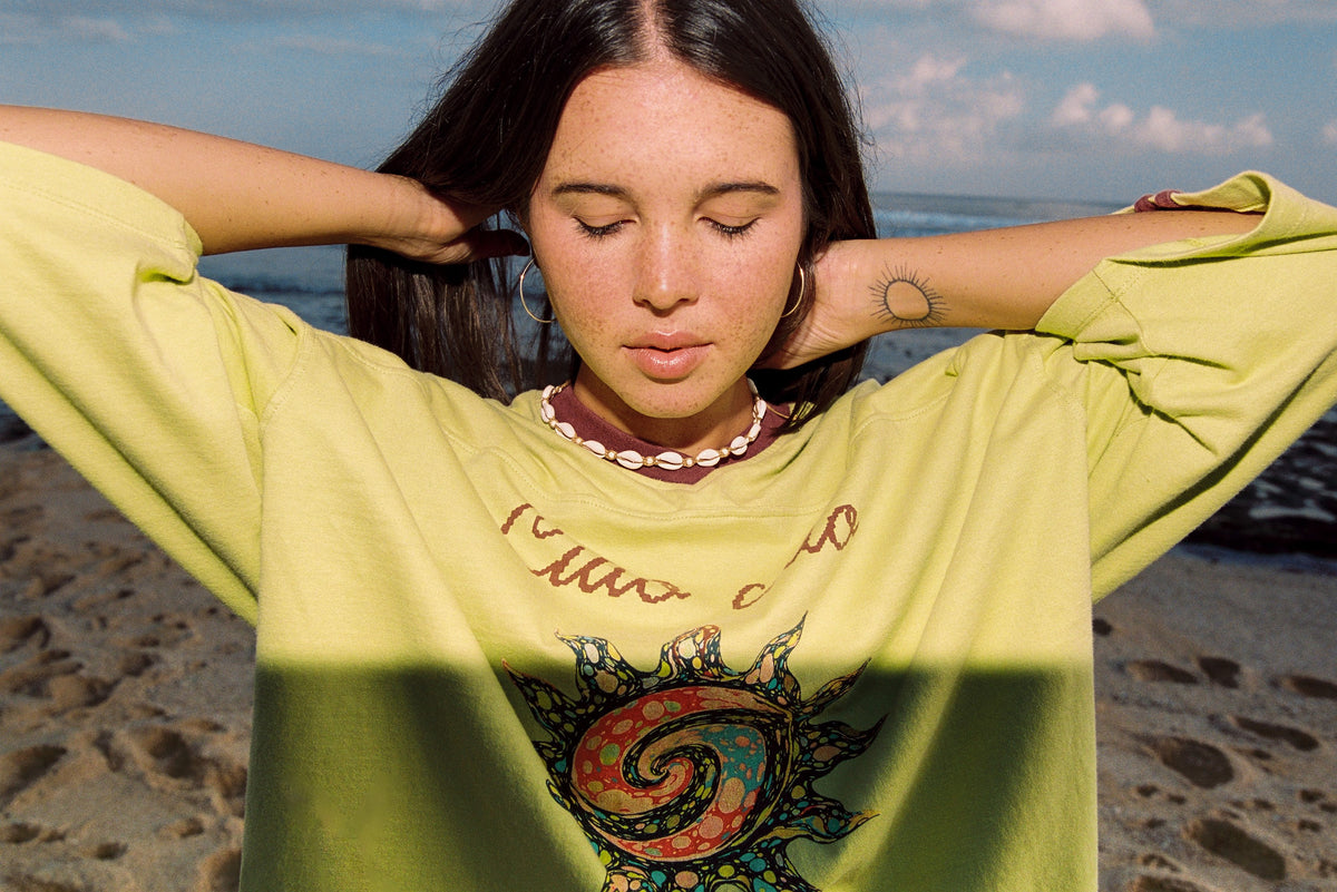 Ciao Ciao Vacation | Lumut Vacation Crop Tee