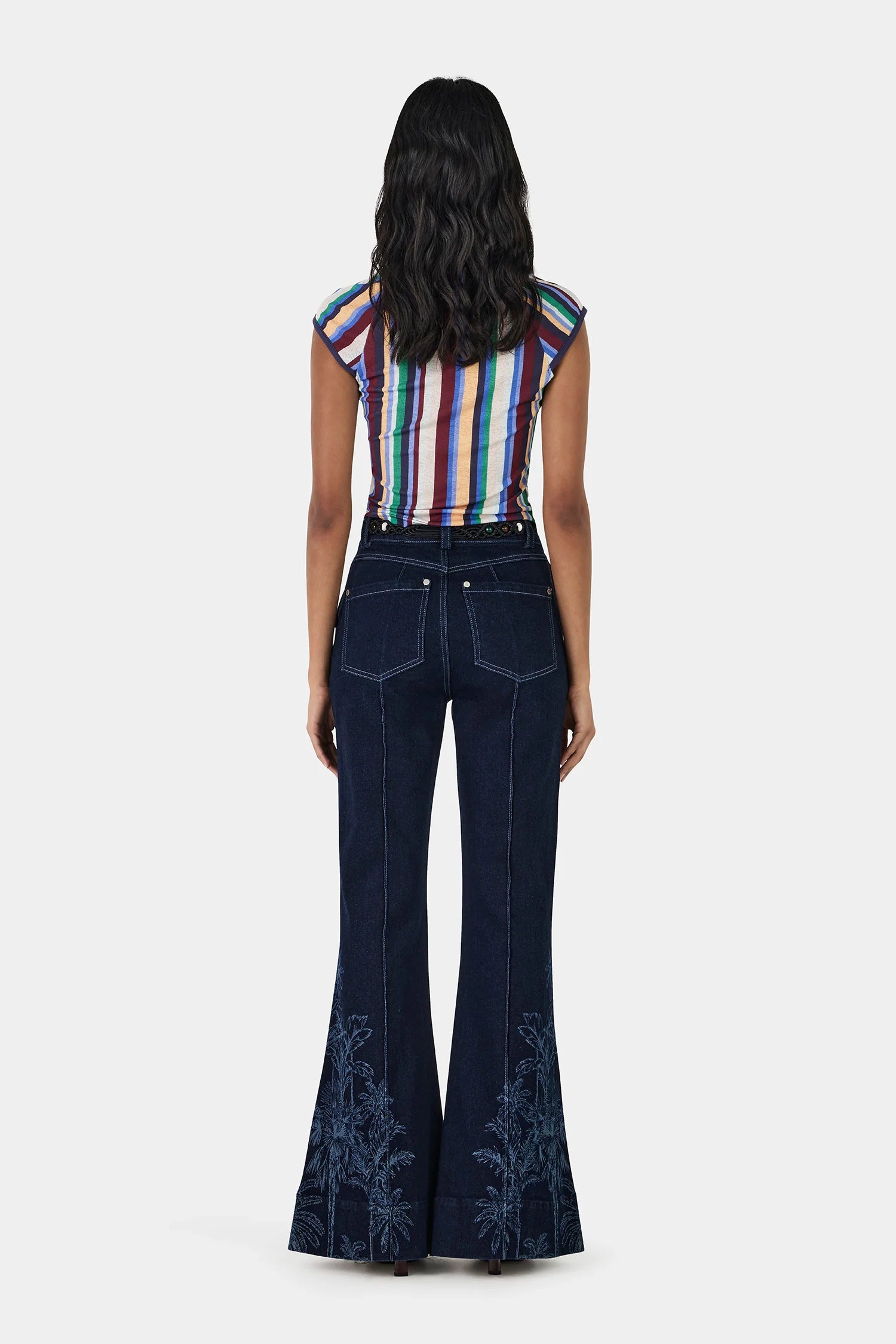 Hansen & Gretel | Jacob Tee - Wave Length