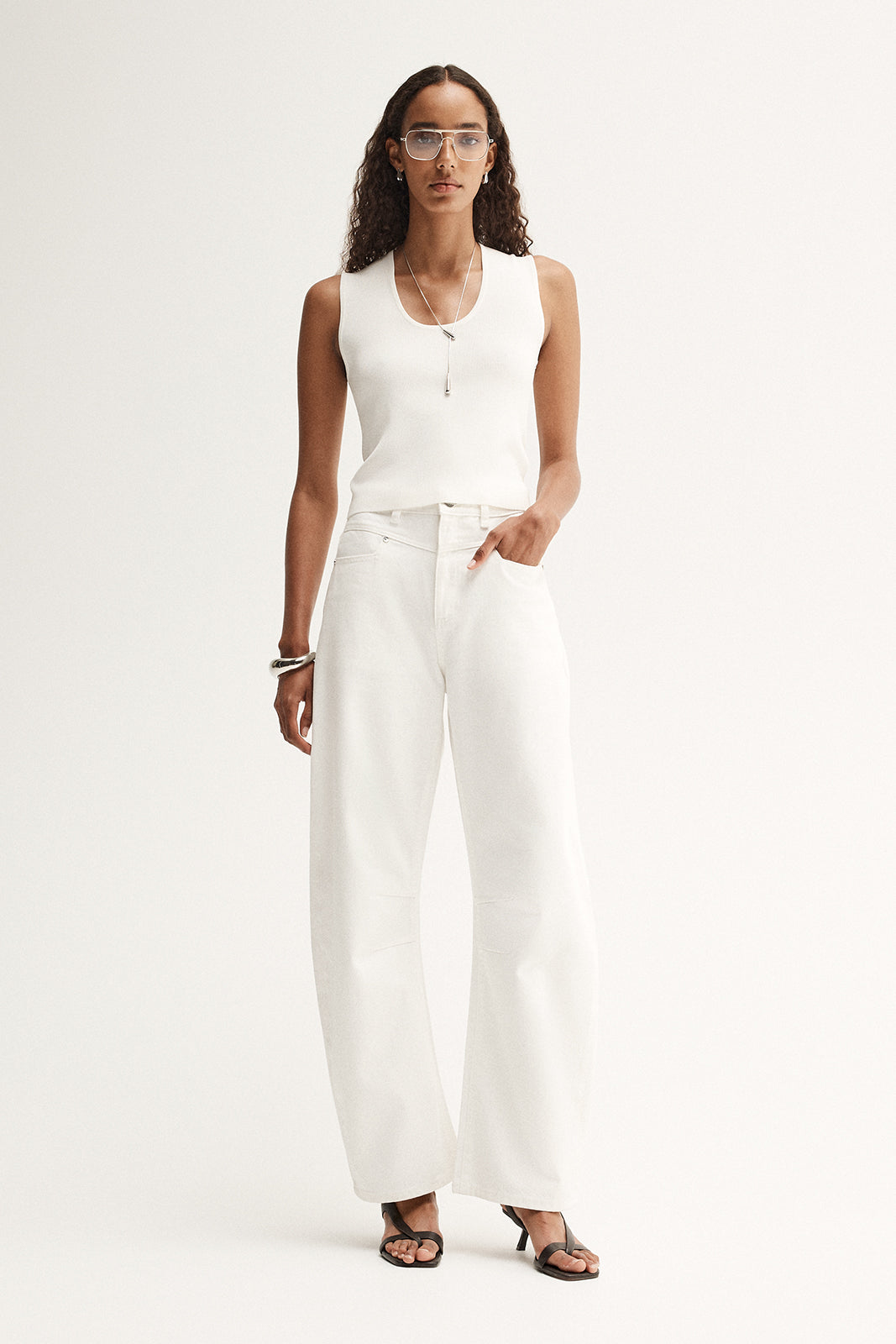 Elka Collective | Chelsea Barrel Leg Jean - Ivory