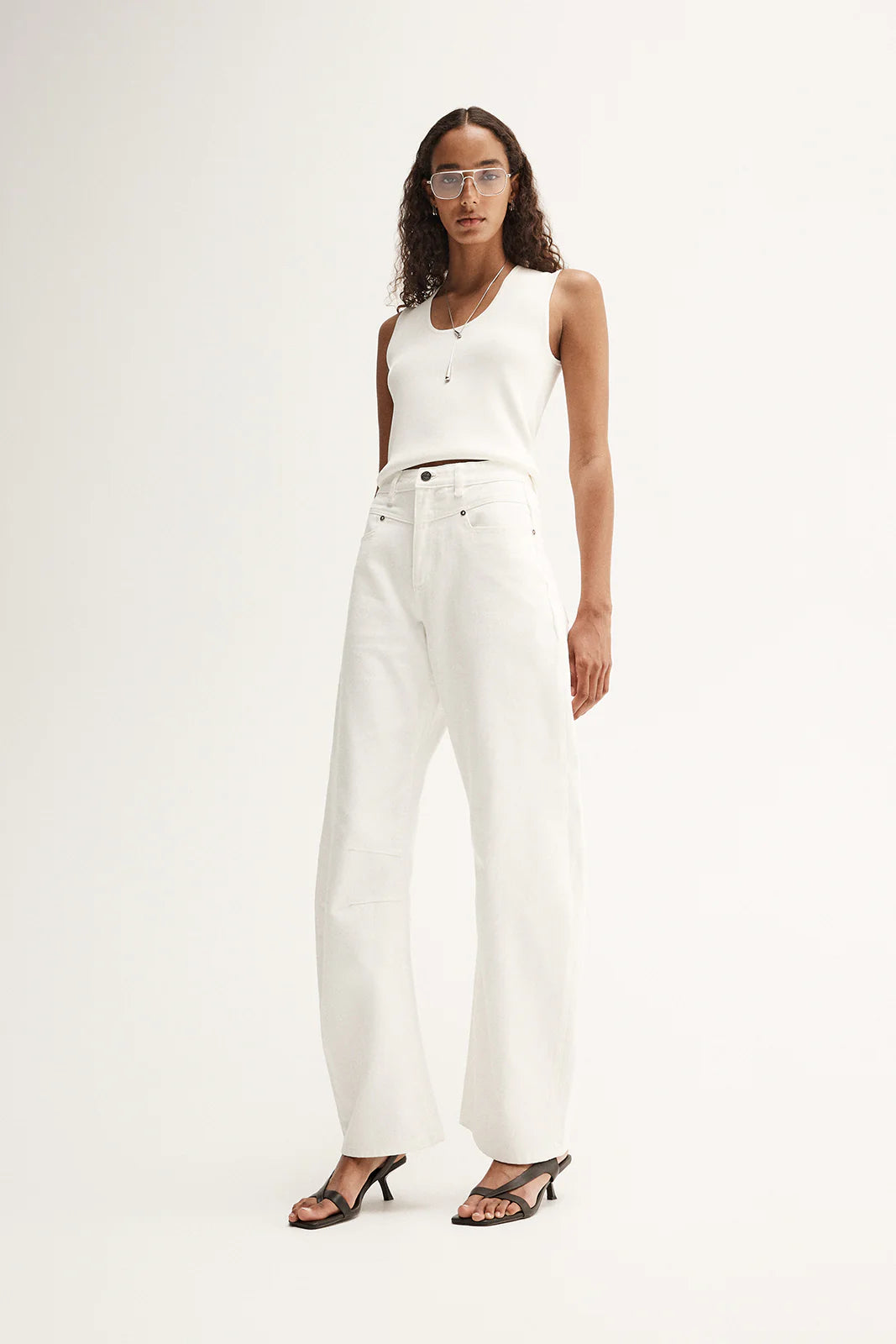 Elka Collective | Chelsea Barrel Leg Jean - Ivory