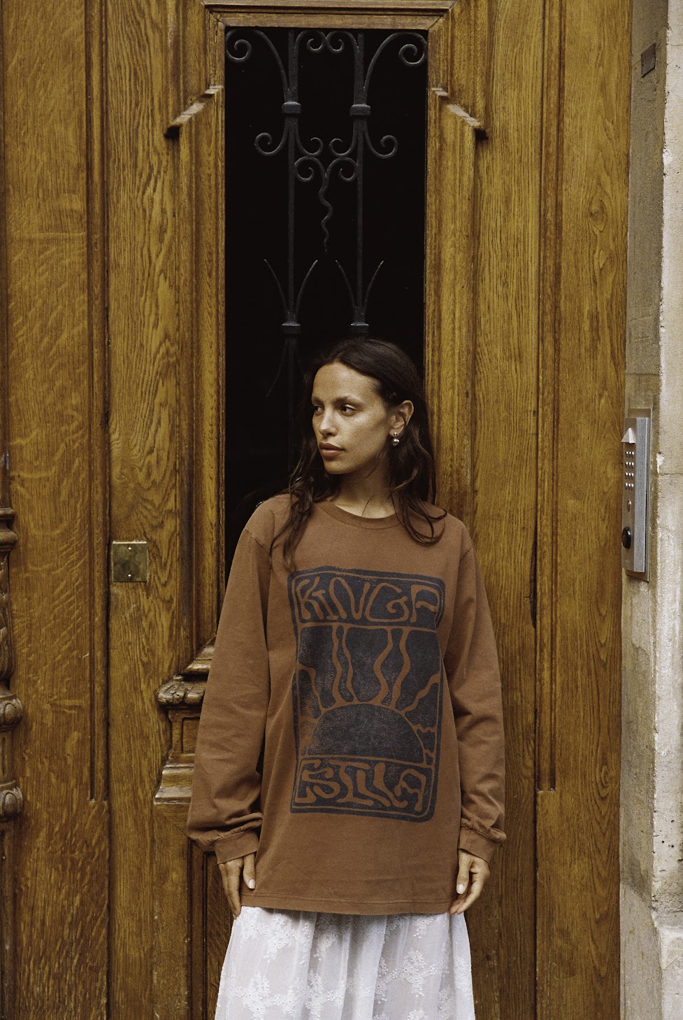 Kinga Csilla | Lino Roses Tee