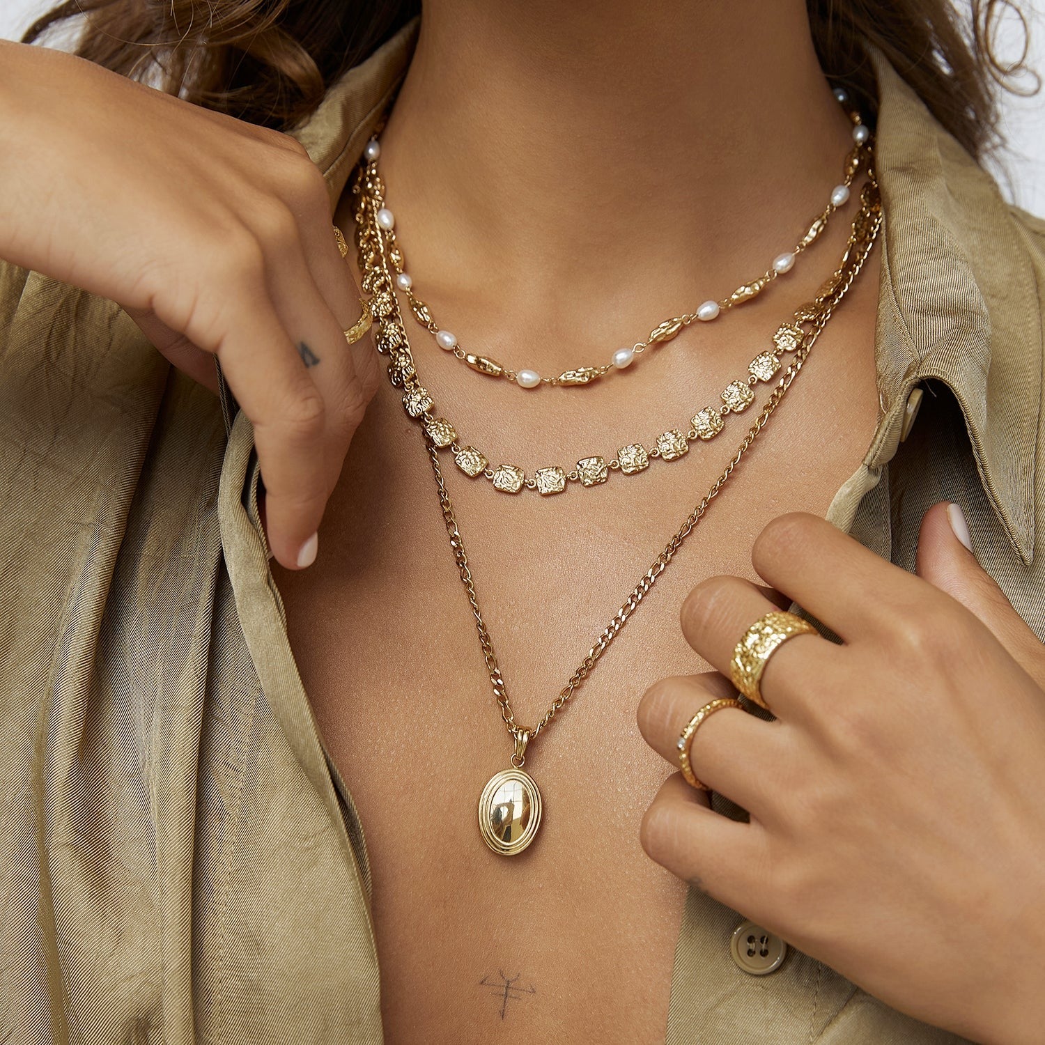 Arms Of Eve | Emilia Gold Necklace