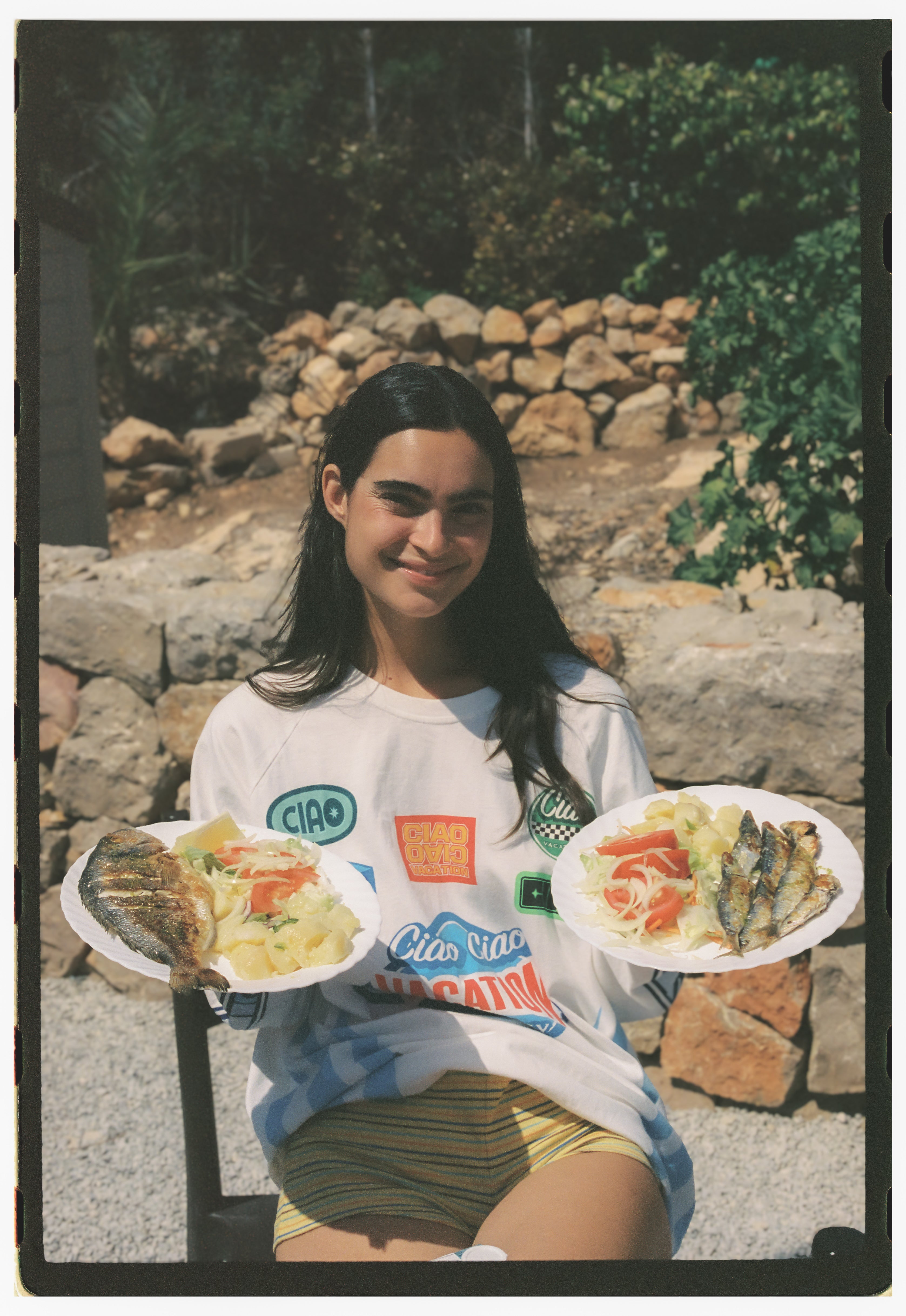 Ciao Ciao Vacation | Moto LS Tee