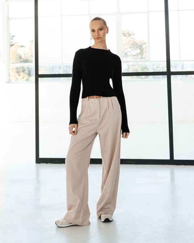 Black Knit Ribbed Top