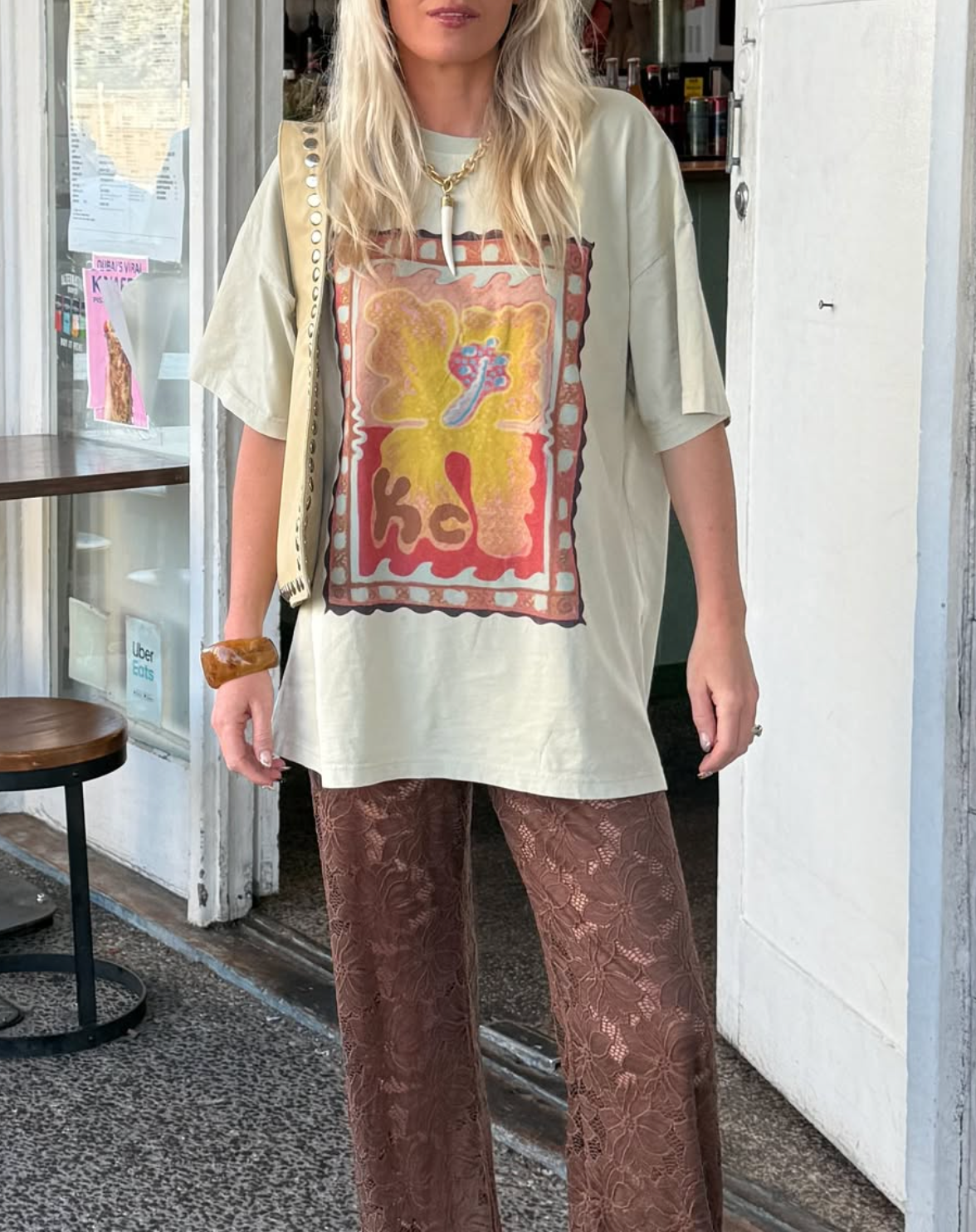 Kinga Csilla | Hibiscus Tee