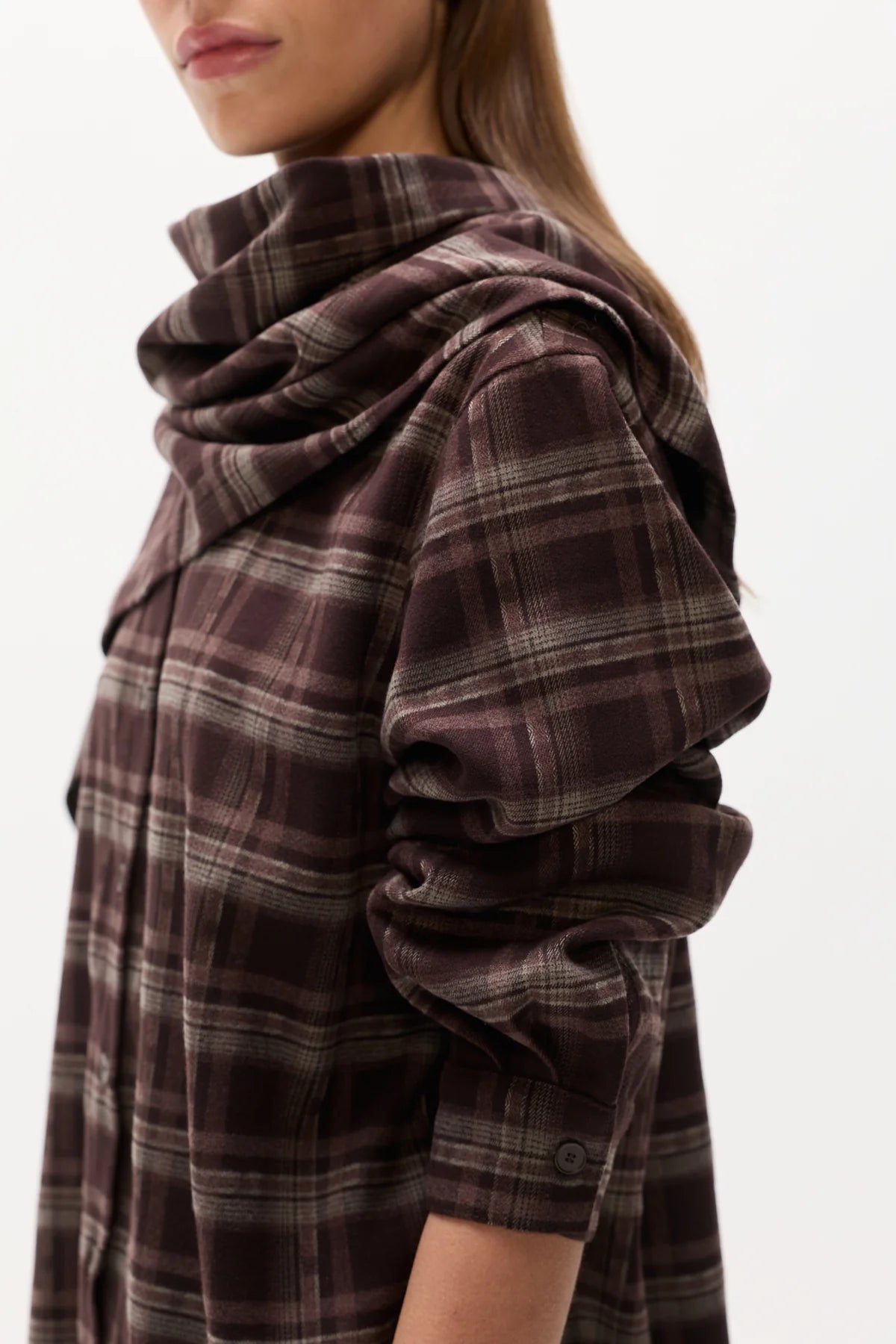 Bayse Brand | Vaughn Cape Shirt - Plaid