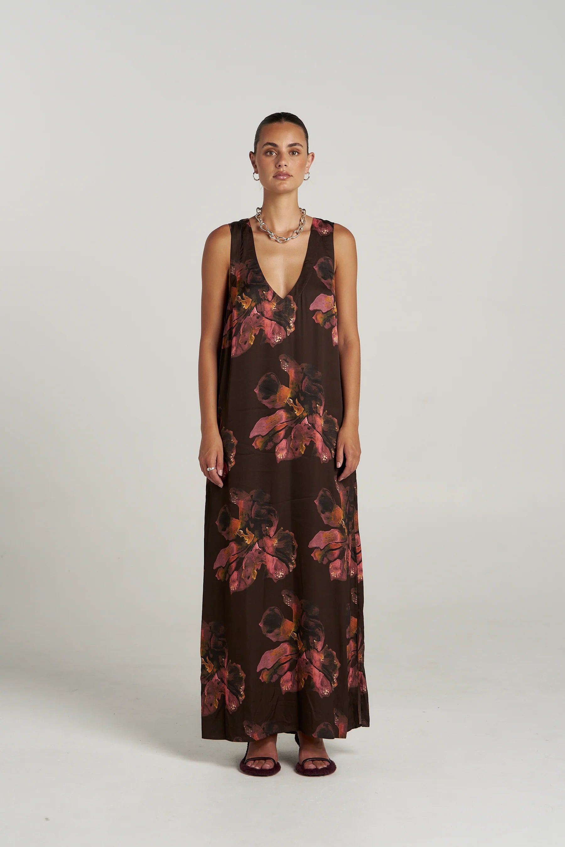 Summi Summi | V Neck Maxi - Chocolate Petals