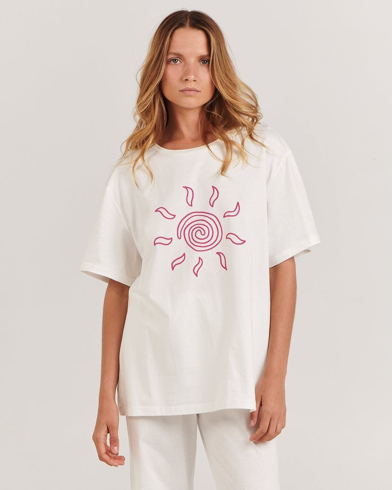 Charlie Holiday | Swirl Sun Boyfriend  T-Shirt