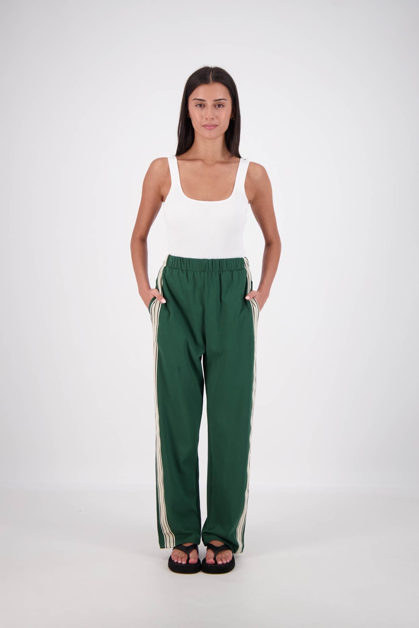 Jasmine Alexa | Panarea Trackpant Forest Green