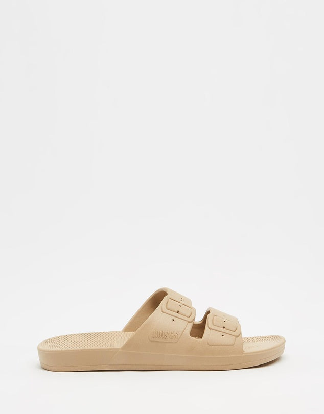 Freedom Moses Slides - Sand