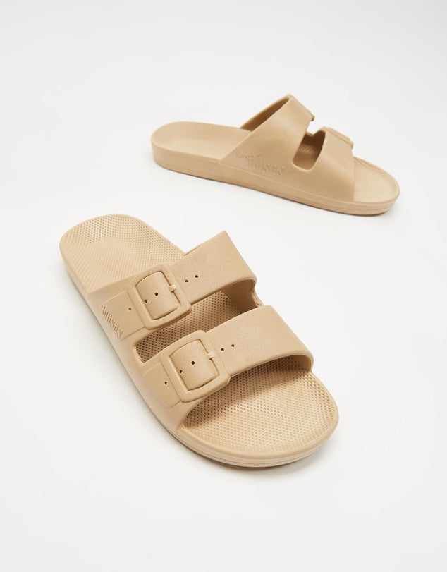Freedom Moses Slides - Sand