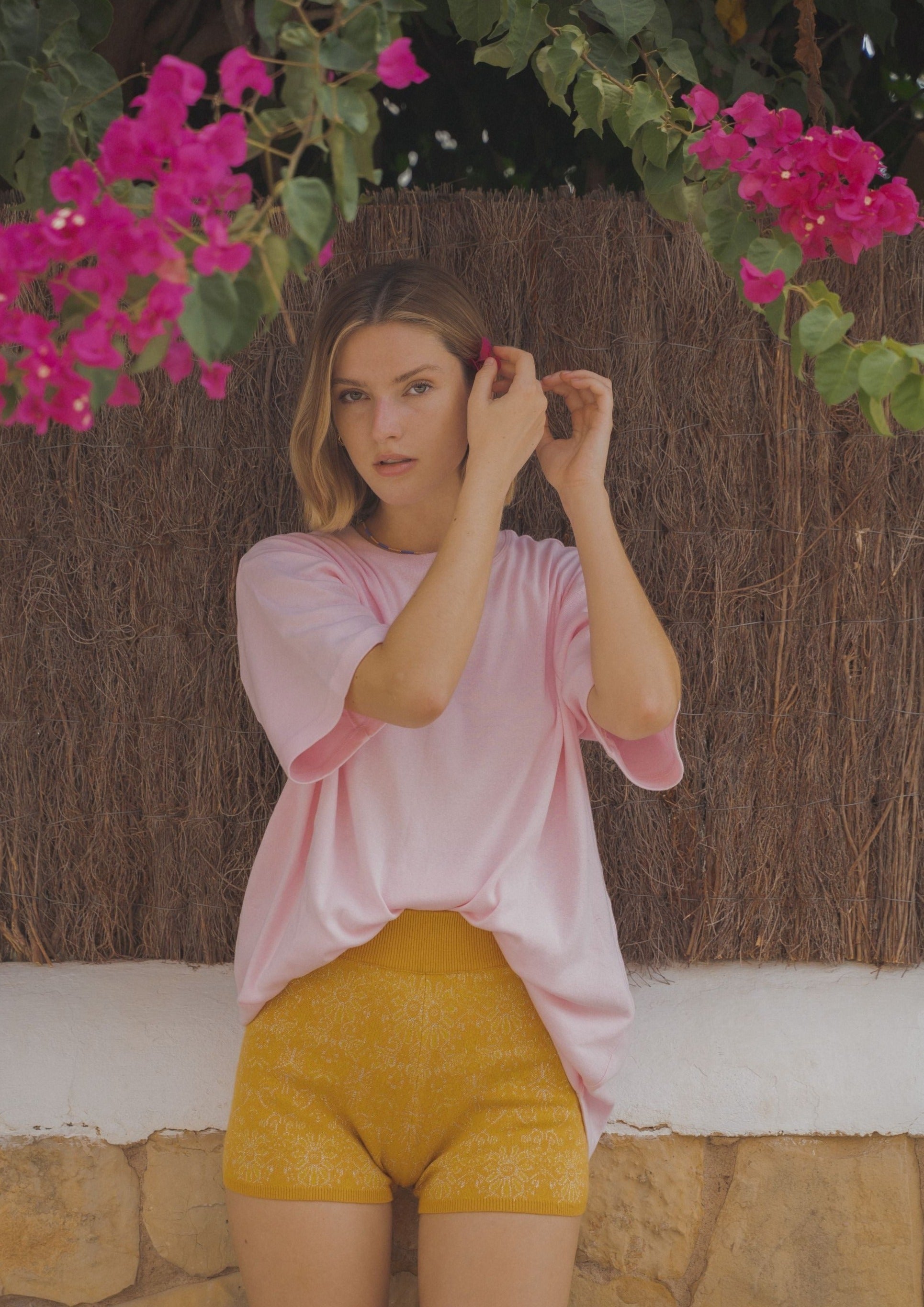 Ciao Ciao Vacation | Low Key Logo Tee - Pink