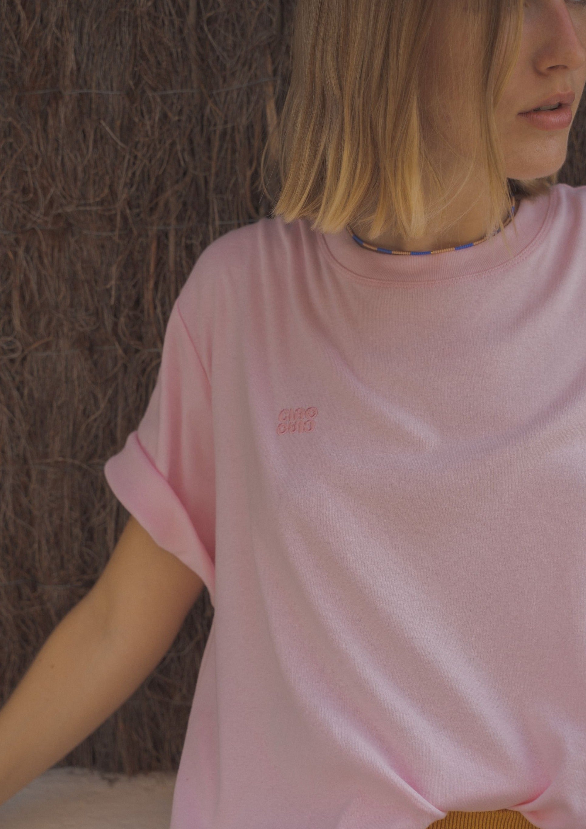 Ciao Ciao Vacation | Low Key Logo Tee - Pink