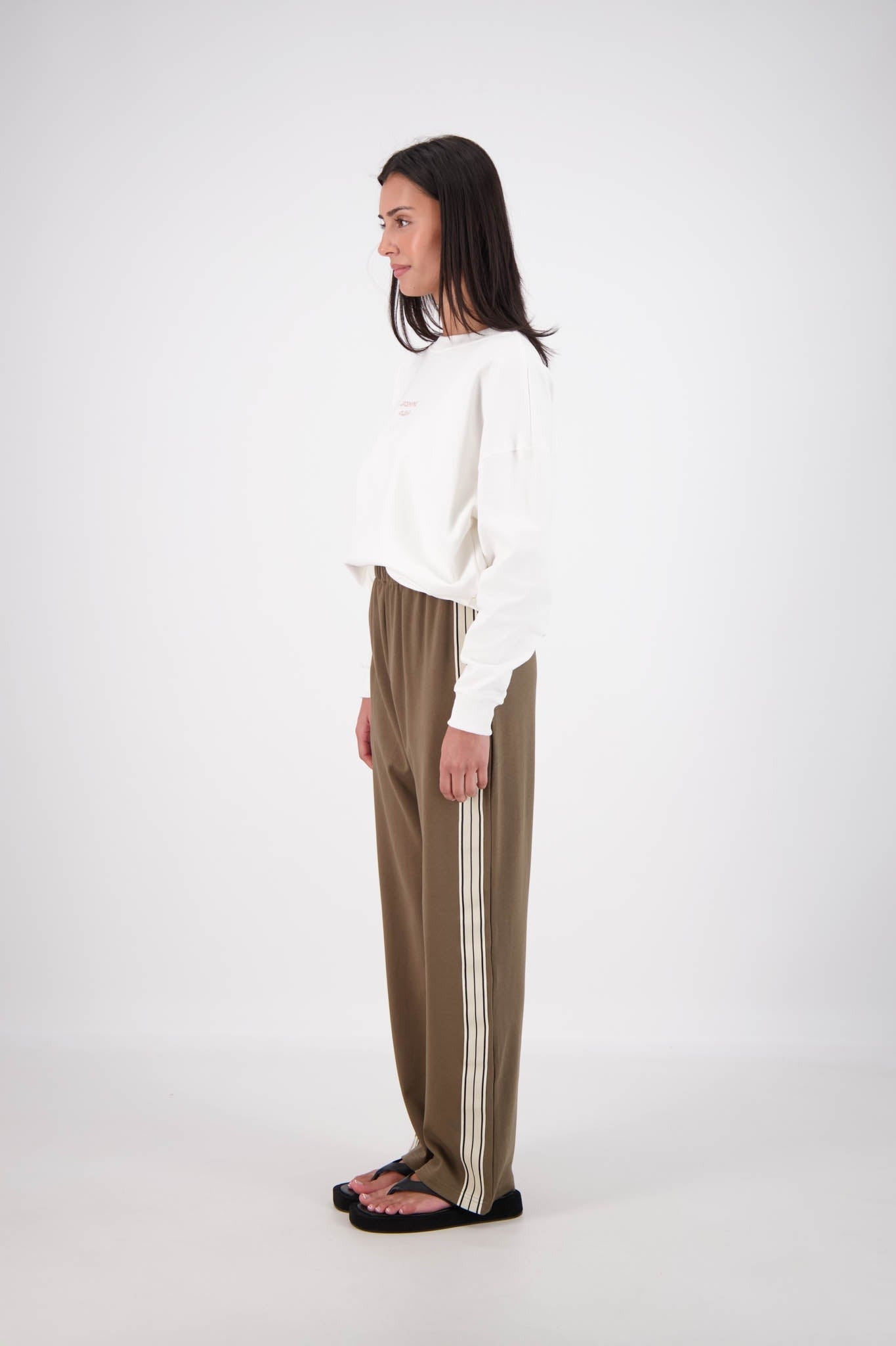 Jasmine Alexa | Panarea Trackpant Olive