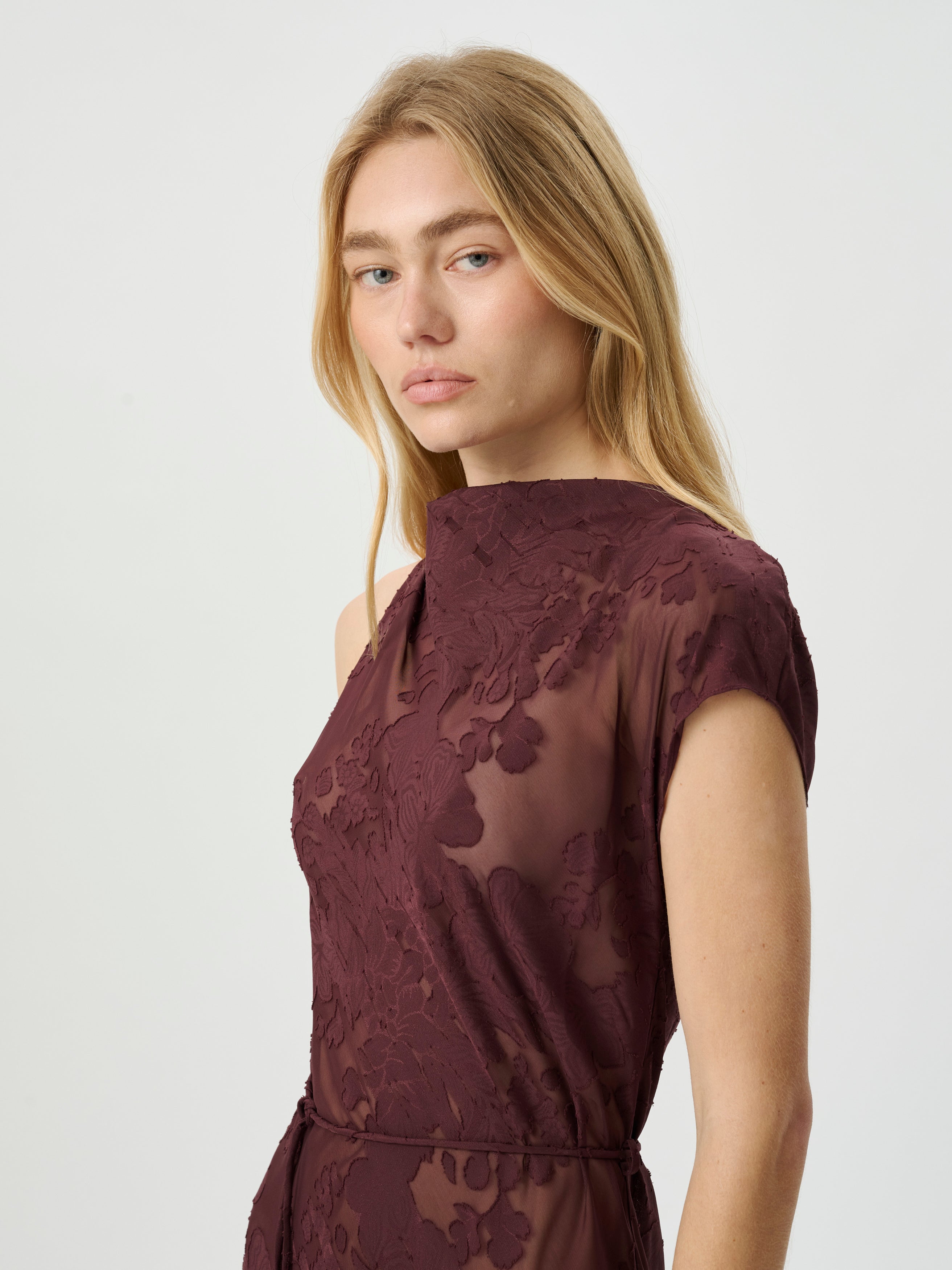 Roame | Capri Dress - Mulburry Jacquard