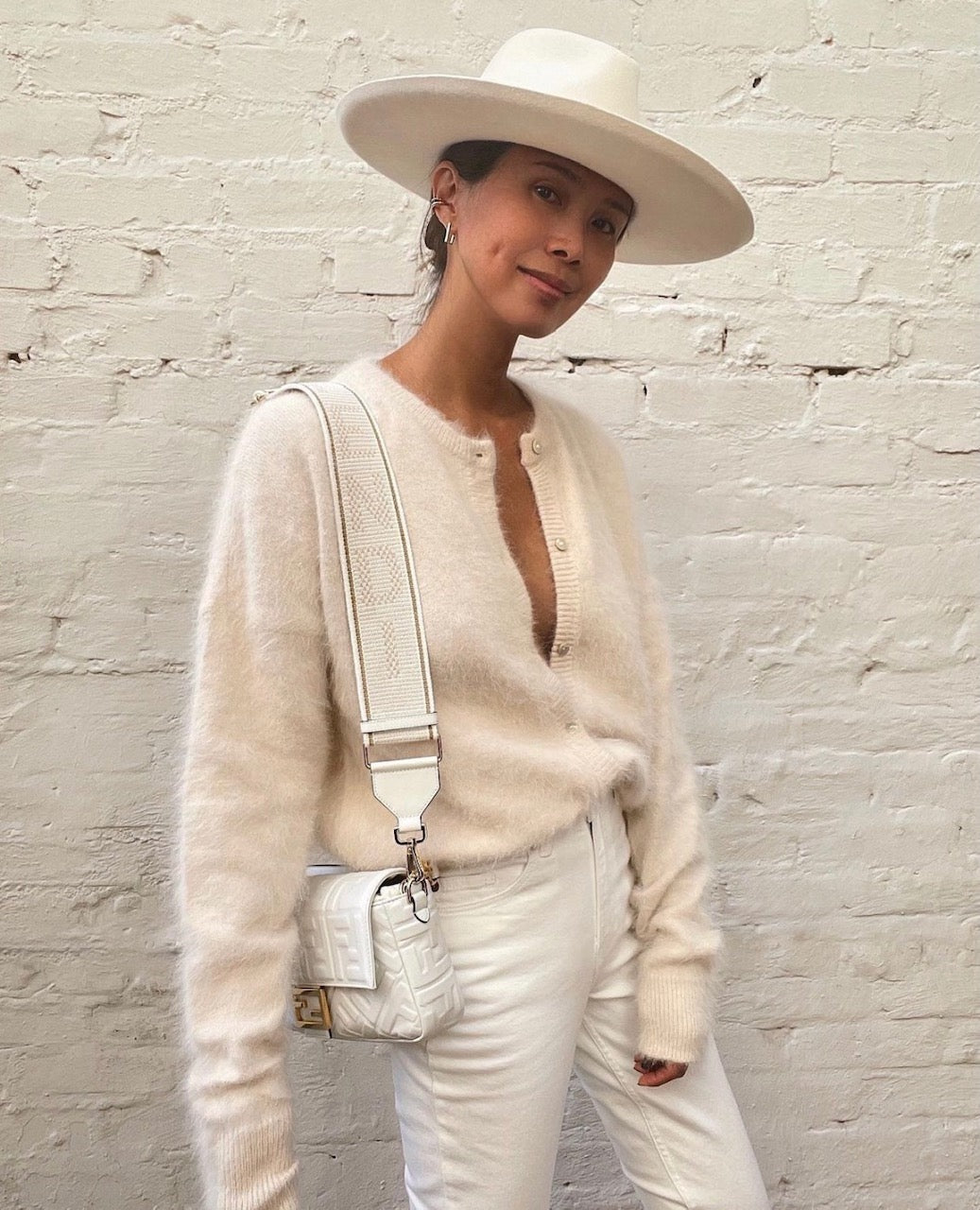 World Of Nomads | Frankie Cashmere Crew Neck Cardigan - Oatmeal