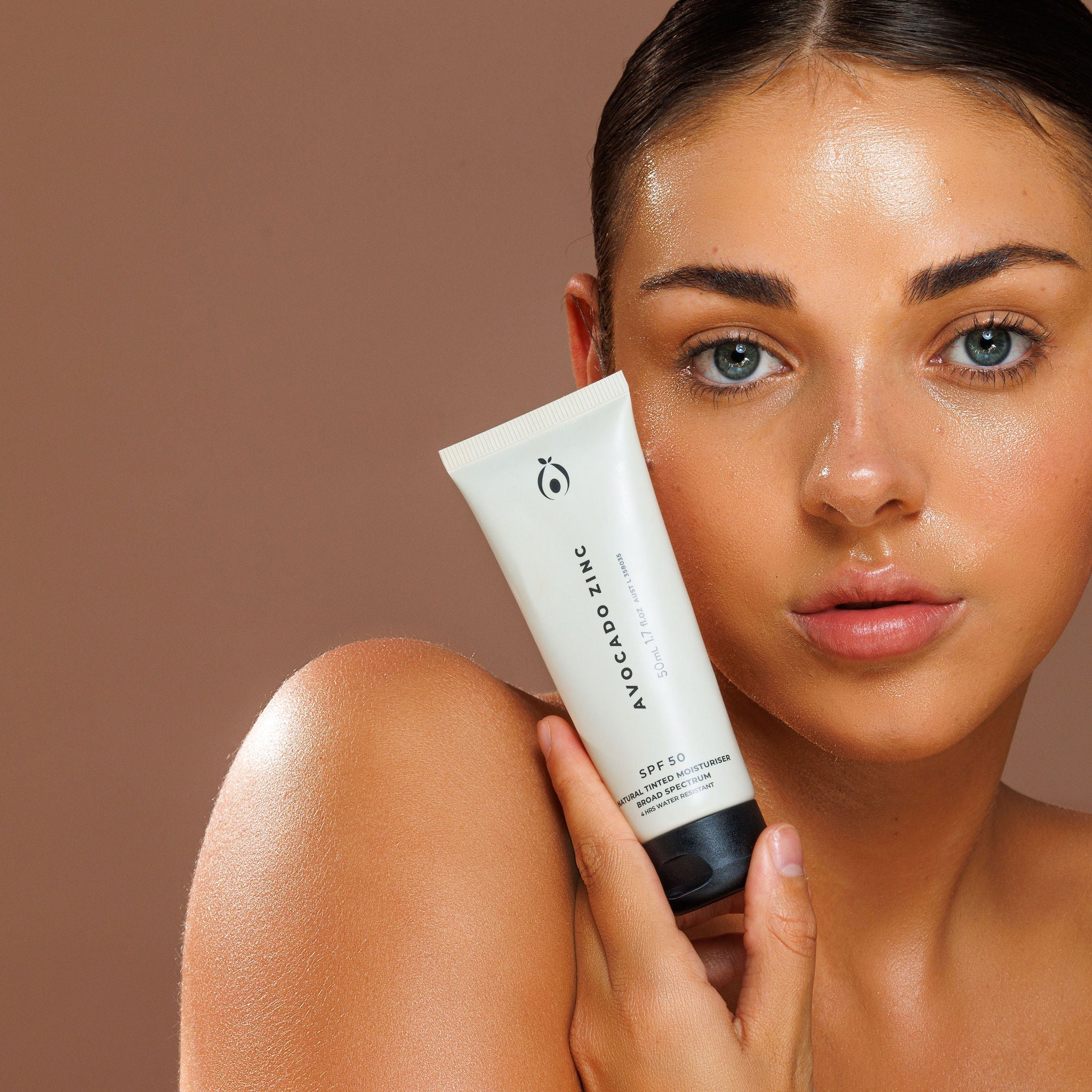 Avocado Zinc | SPF 50 Natural Tinted Moisturiser - Medium/Dark