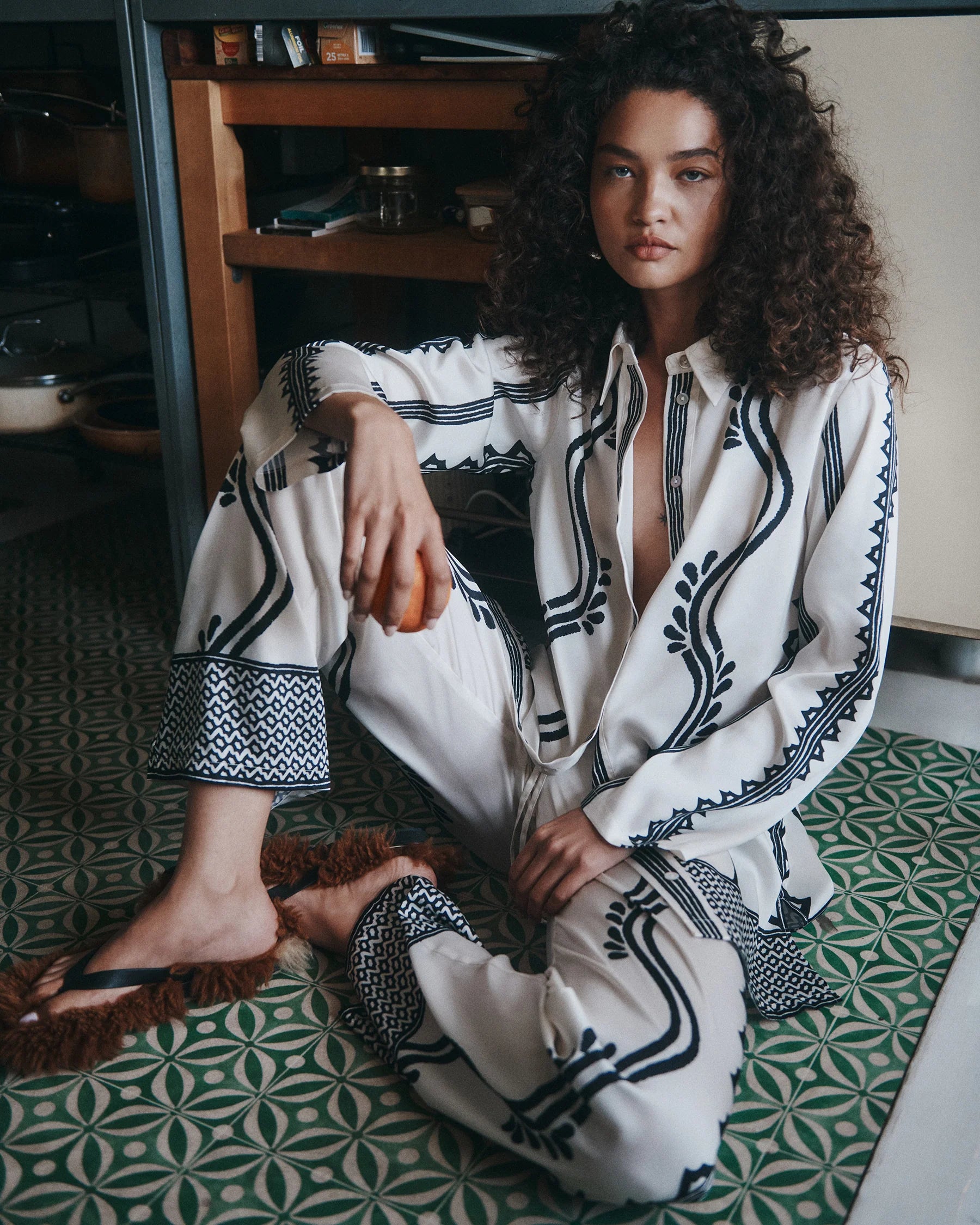Hansen & Gretel | Justine Pant - Geo Waves