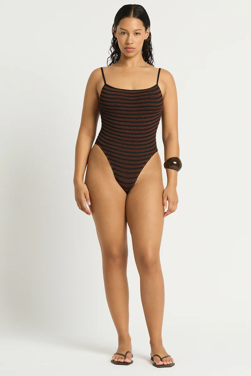 Bond-Eye | Low Palace 1 Piece - Carob / Black
