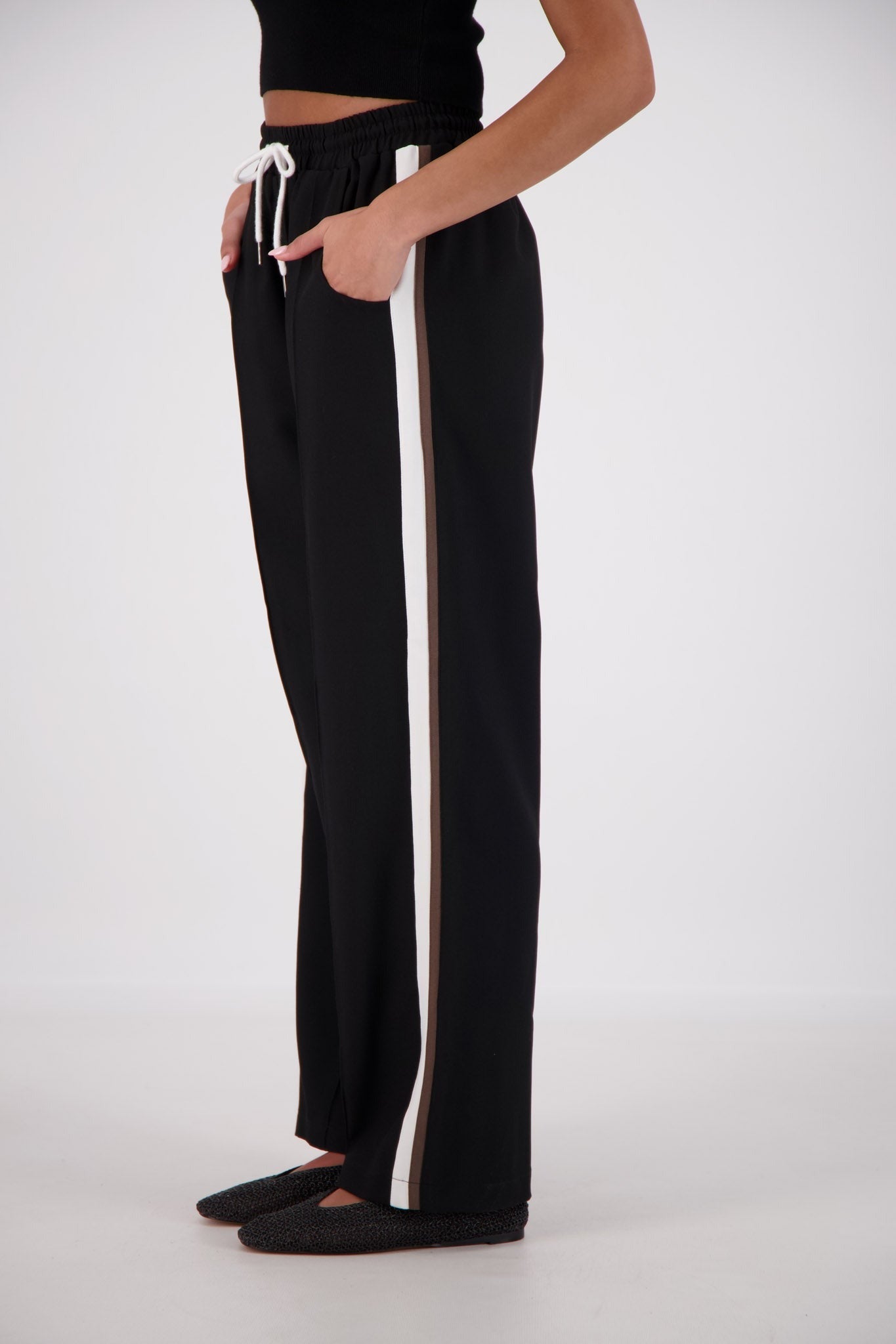 Jasmine Alexa | Cassis Trouser Black