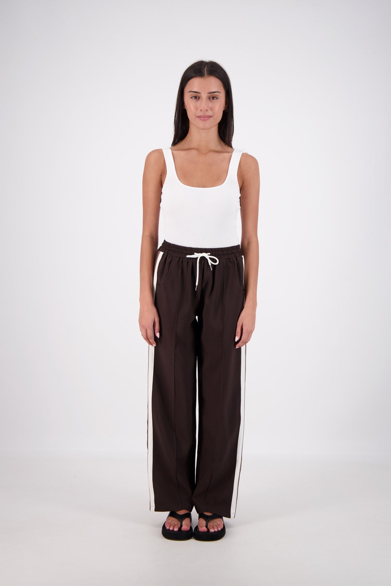 Jasmine Alexa | Cassis Trouser Dark Brown