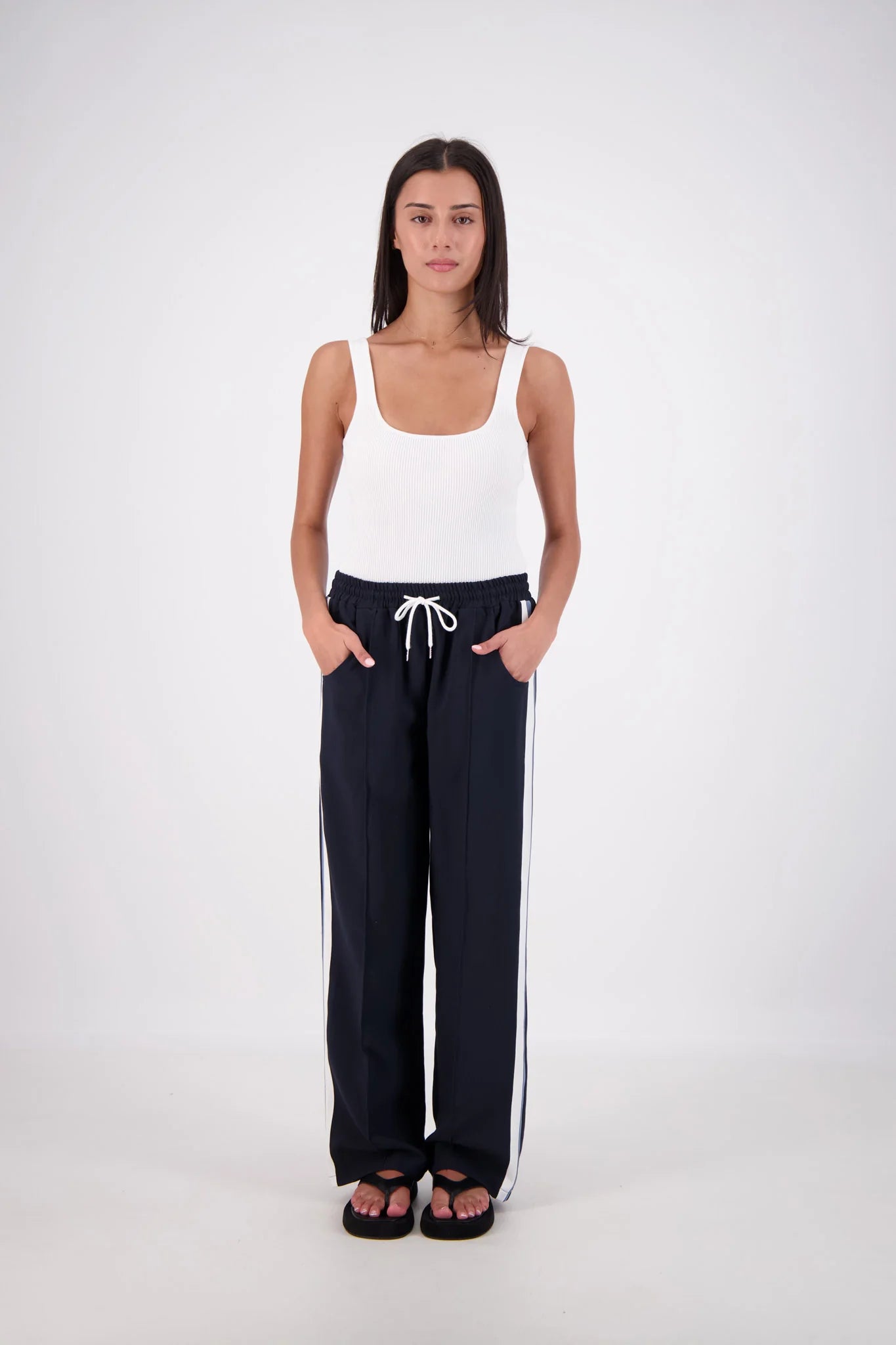 Jasmine Alexa | Cassis Trouser - Navy