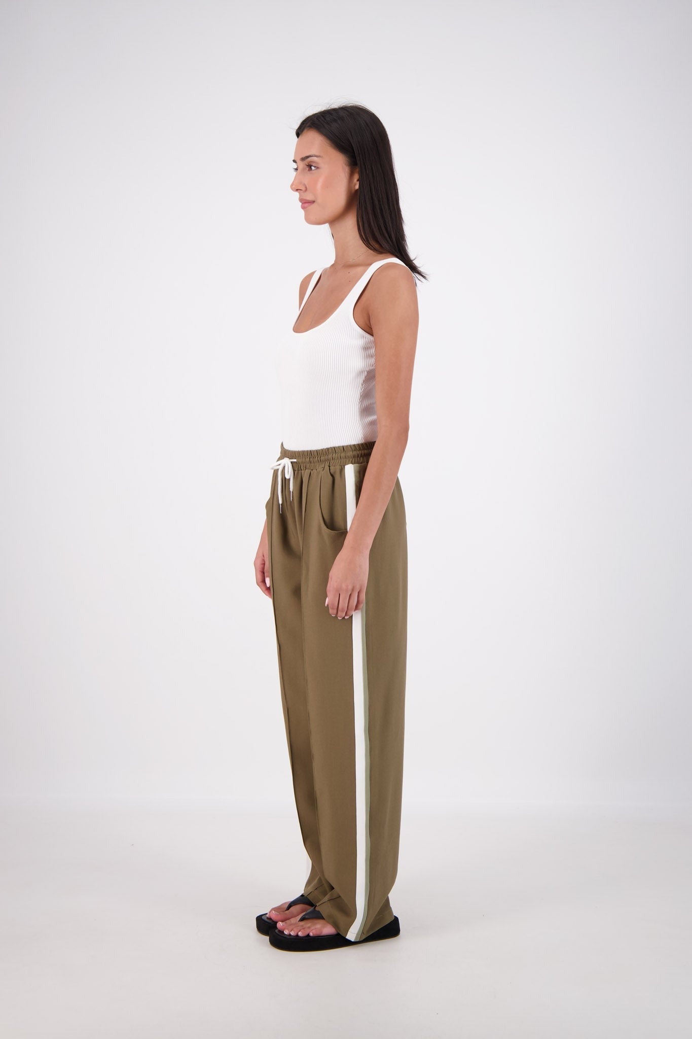 Jasmine Alexa | Cassis Trouser Olive