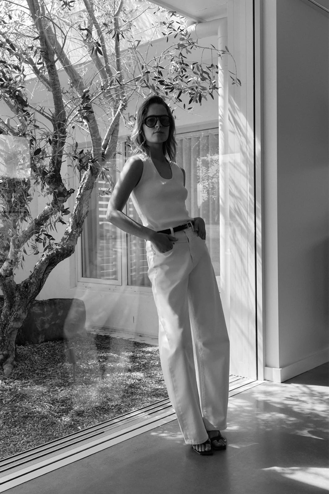 Elka Collective | Chelsea Barrel Leg Jean - Ivory