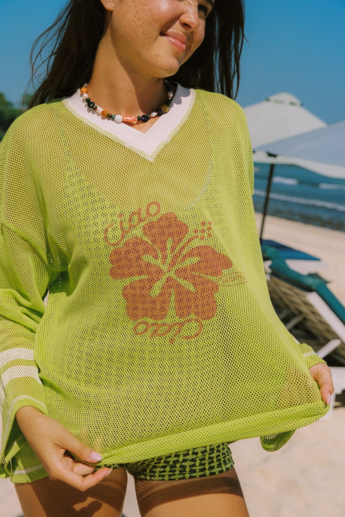 Ciao Ciao Vacation | Heat Hibiscus Speedway Tee