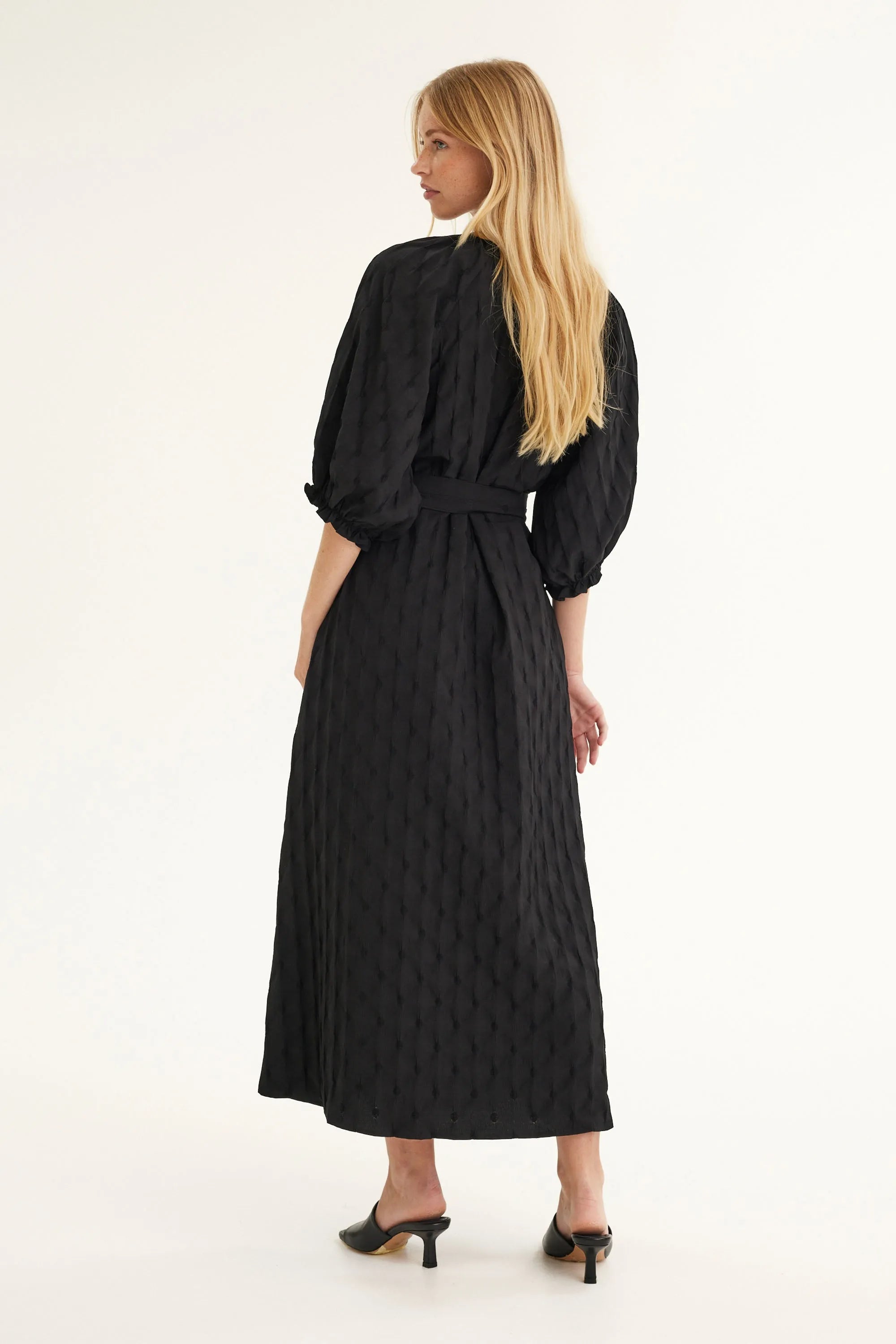 Summery Copenhagen | Elodie Midi Dress - Black