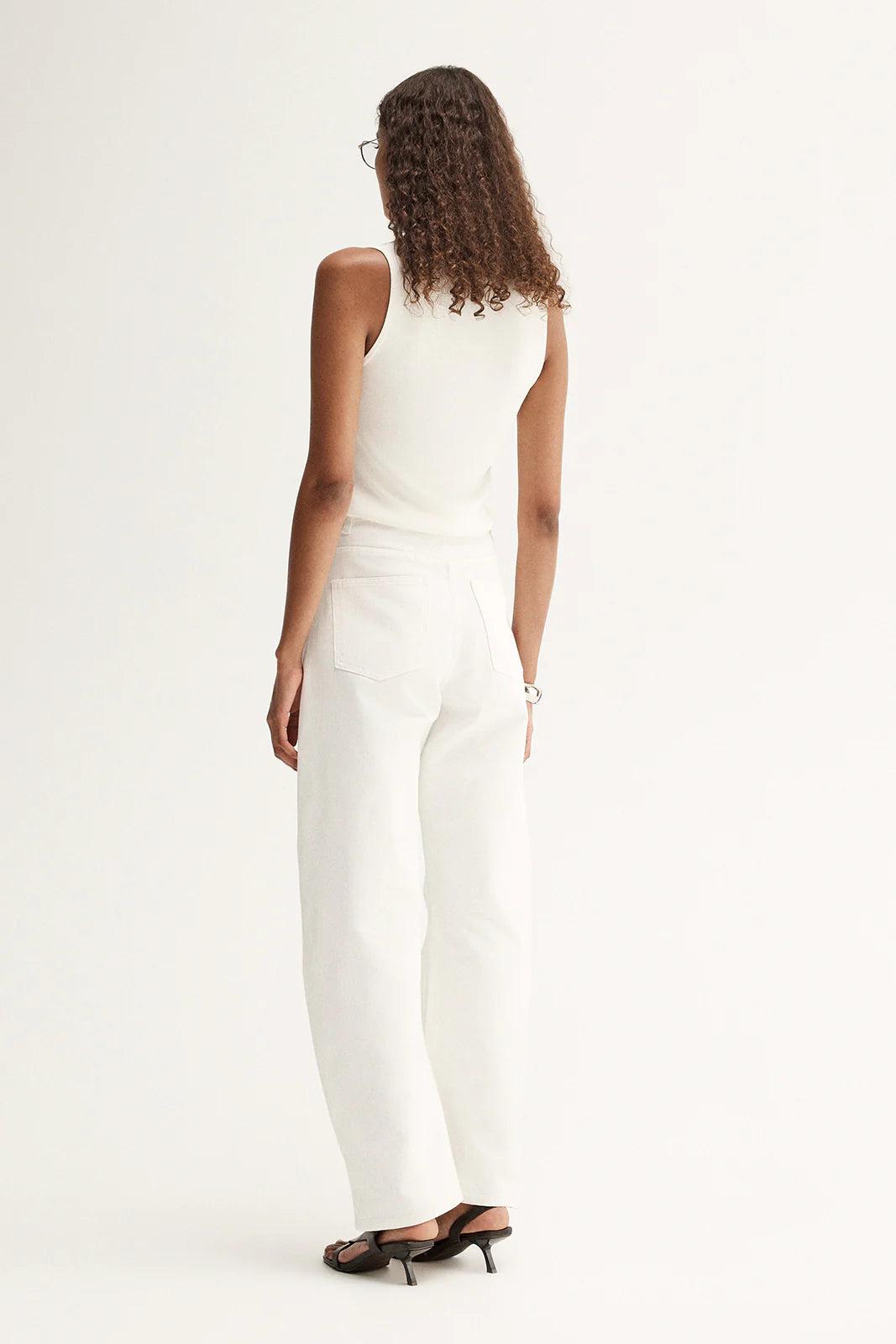 Elka Collective | Chelsea Barrel Leg Jean - Ivory