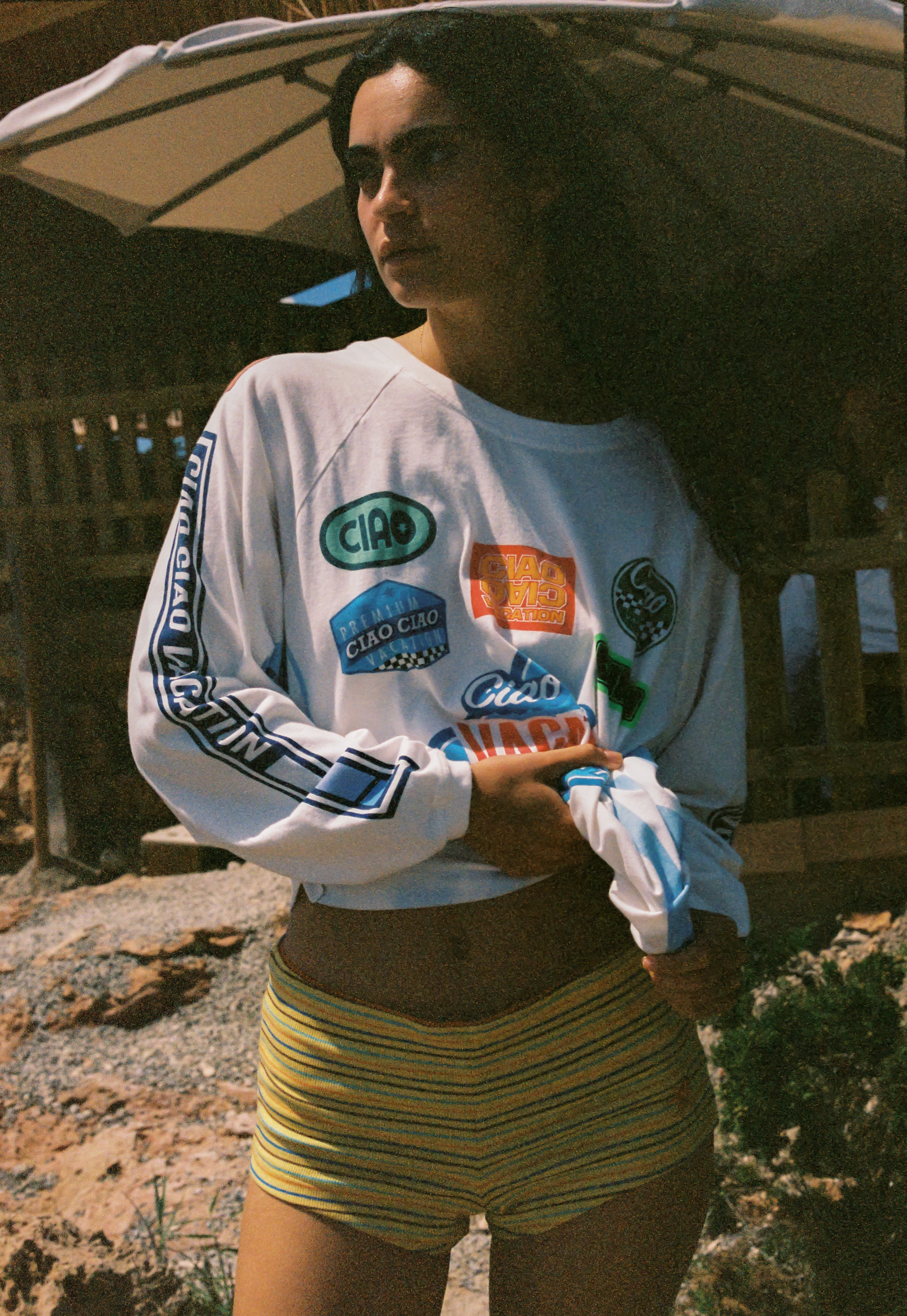 Ciao Ciao Vacation | Moto LS Tee