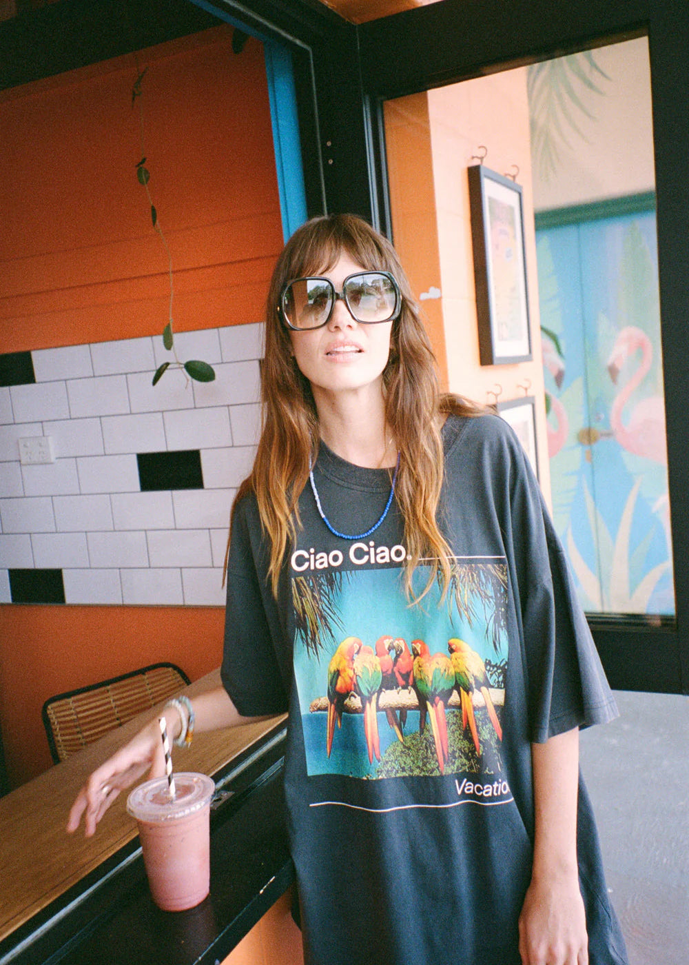 Ciao Ciao Vacation | Parrot Box Tee