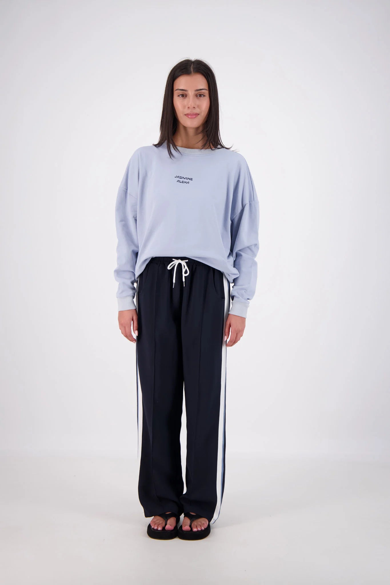 Jasmine Alexa | Relaxed Crew Neck Sweatshirt Powder Blue Small