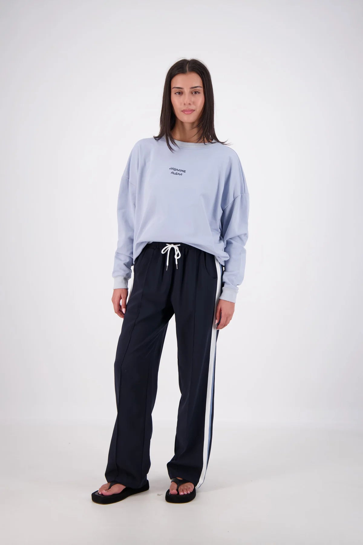 Jasmine Alexa | Relaxed Crew Neck Sweatshirt Powder Blue Small