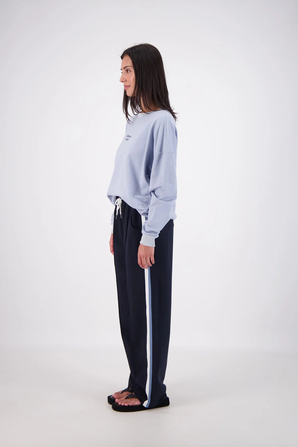 Jasmine Alexa | Relaxed Crew Neck Sweatshirt Powder Blue Small