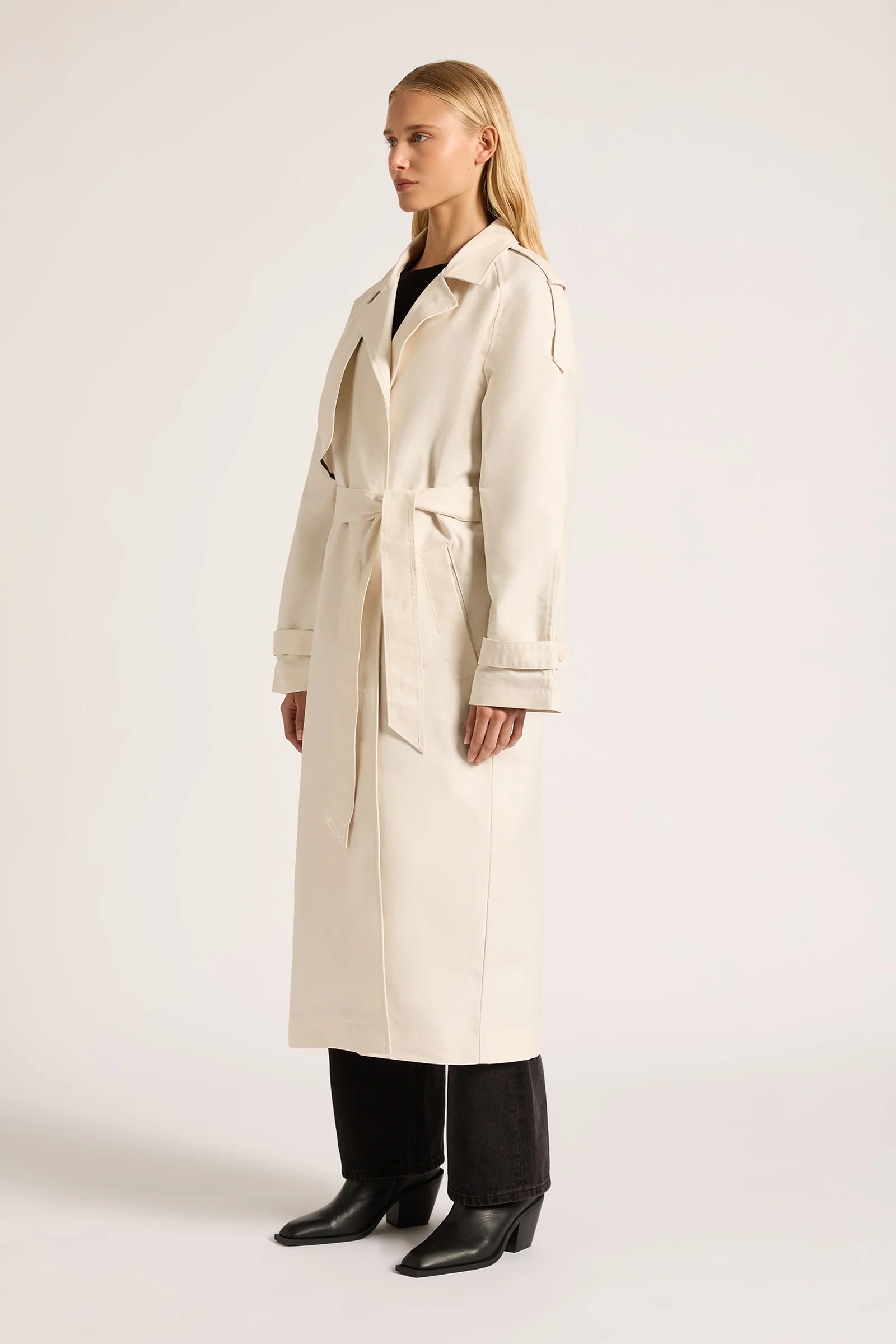 Nude Lucy | Frieda Trench - Cloud
