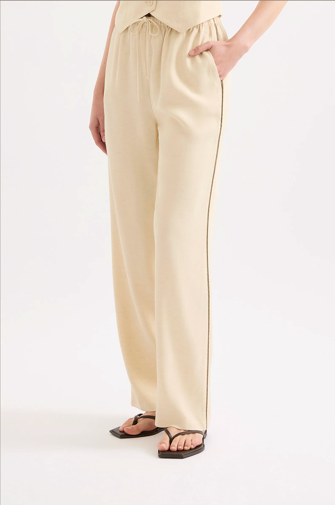 Nude Lucy | Garcia Pant
