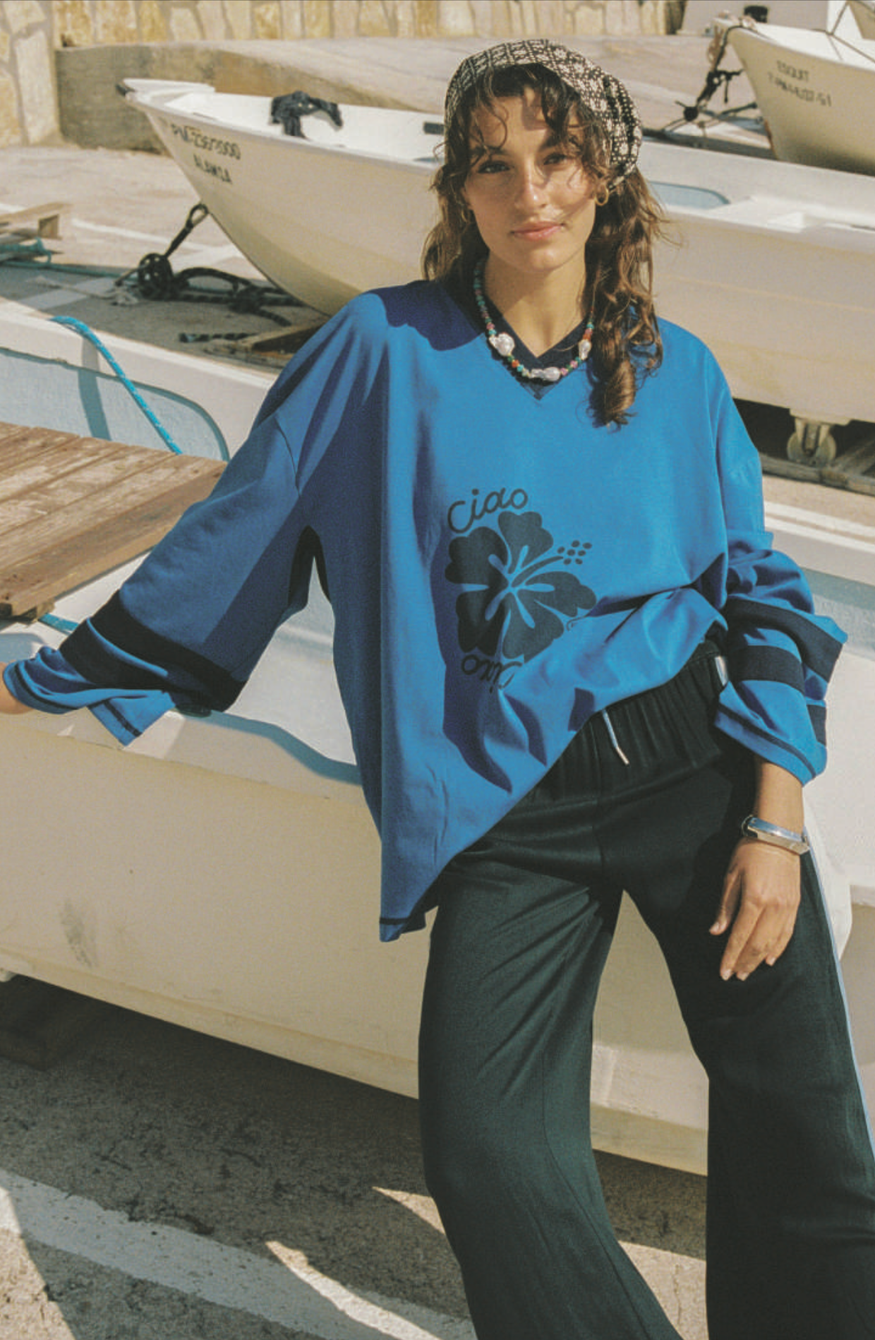 Ciao Ciao Vacation | Blue Hibiscus Speedway Tee