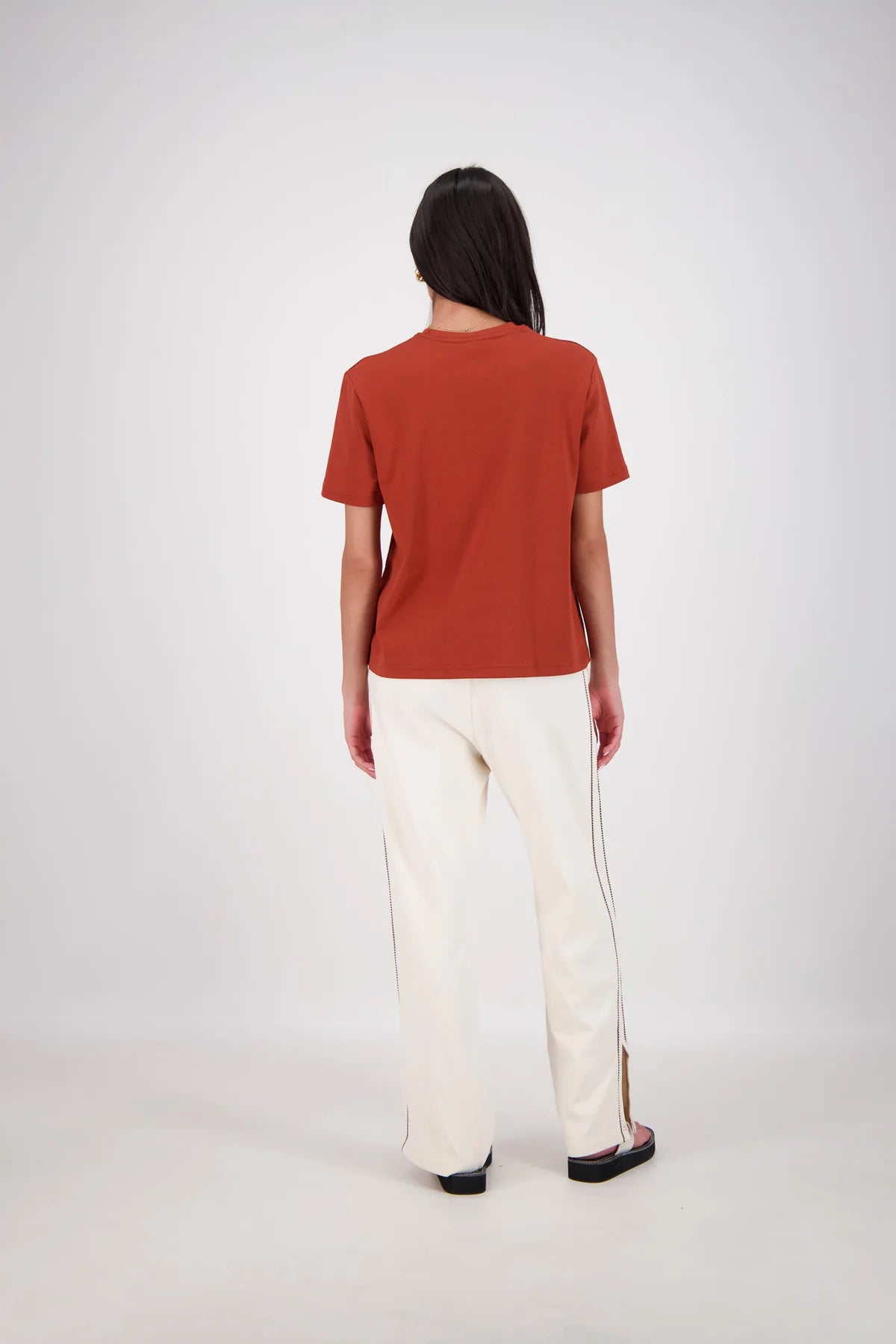 Jasmine Alexa | Back Home Tshirt Tobacco