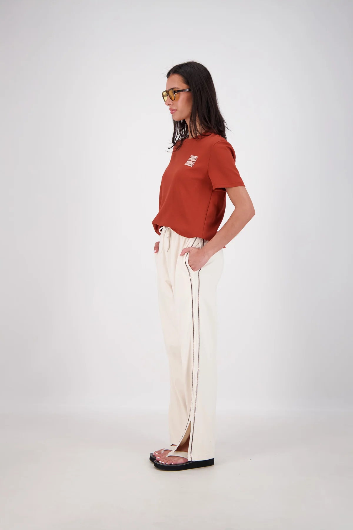Jasmine Alexa | Back Home Tshirt Tobacco