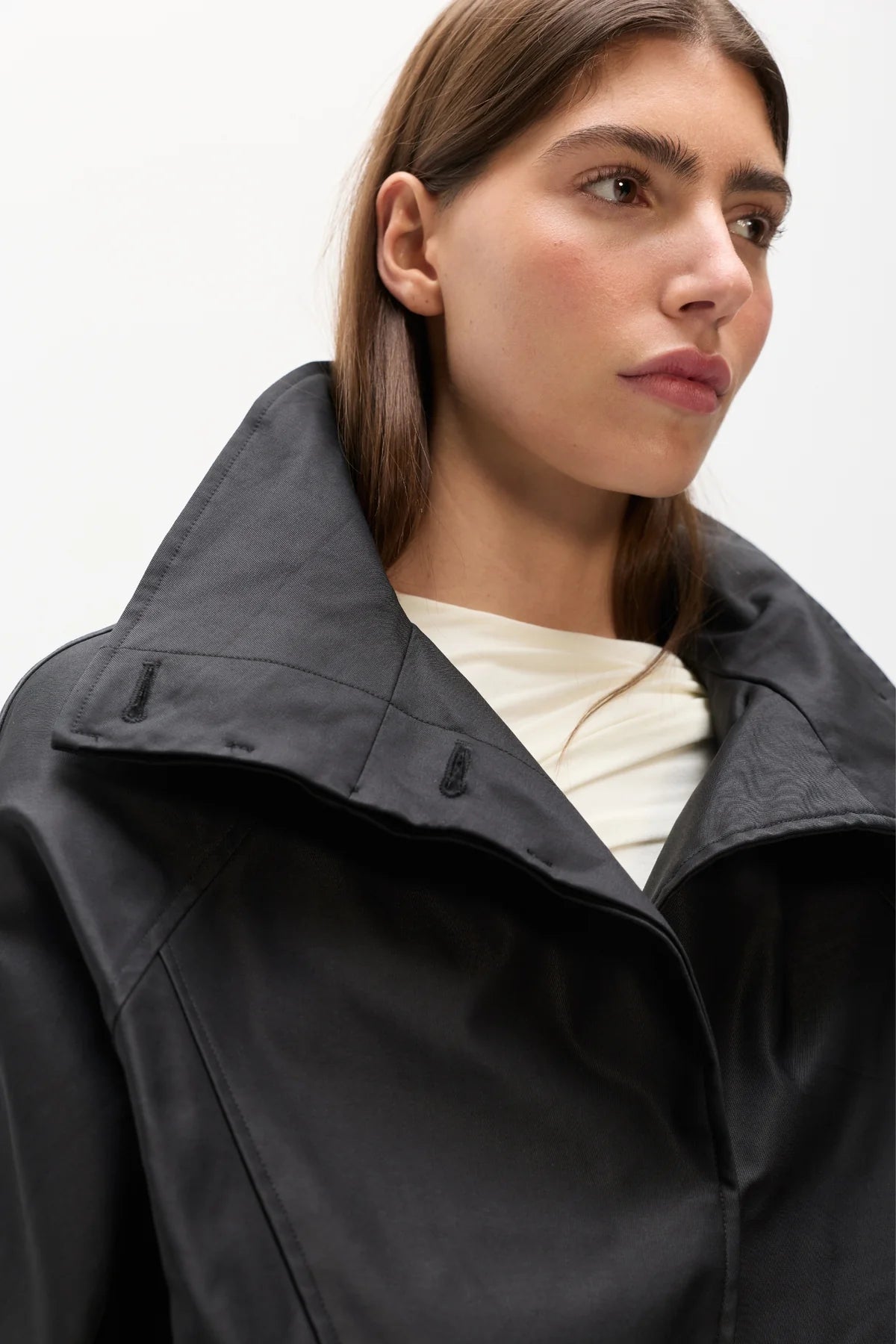 Bayse Brand | Koa Cropped Coat - Black